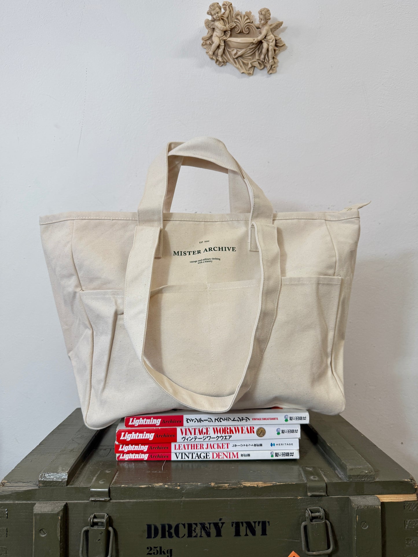 Mister Archive – Canvas Tote (Military Green)