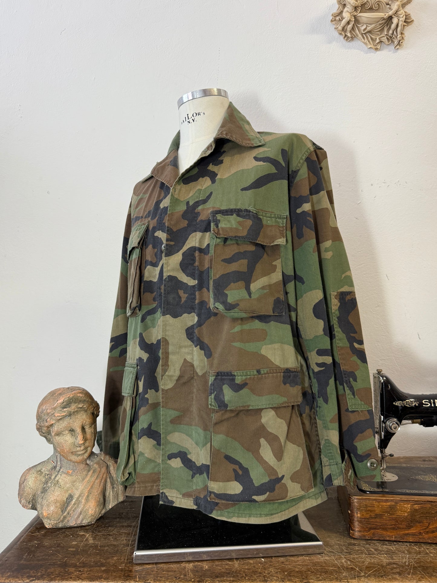 Vintage Woodland Camo Jacket “L”