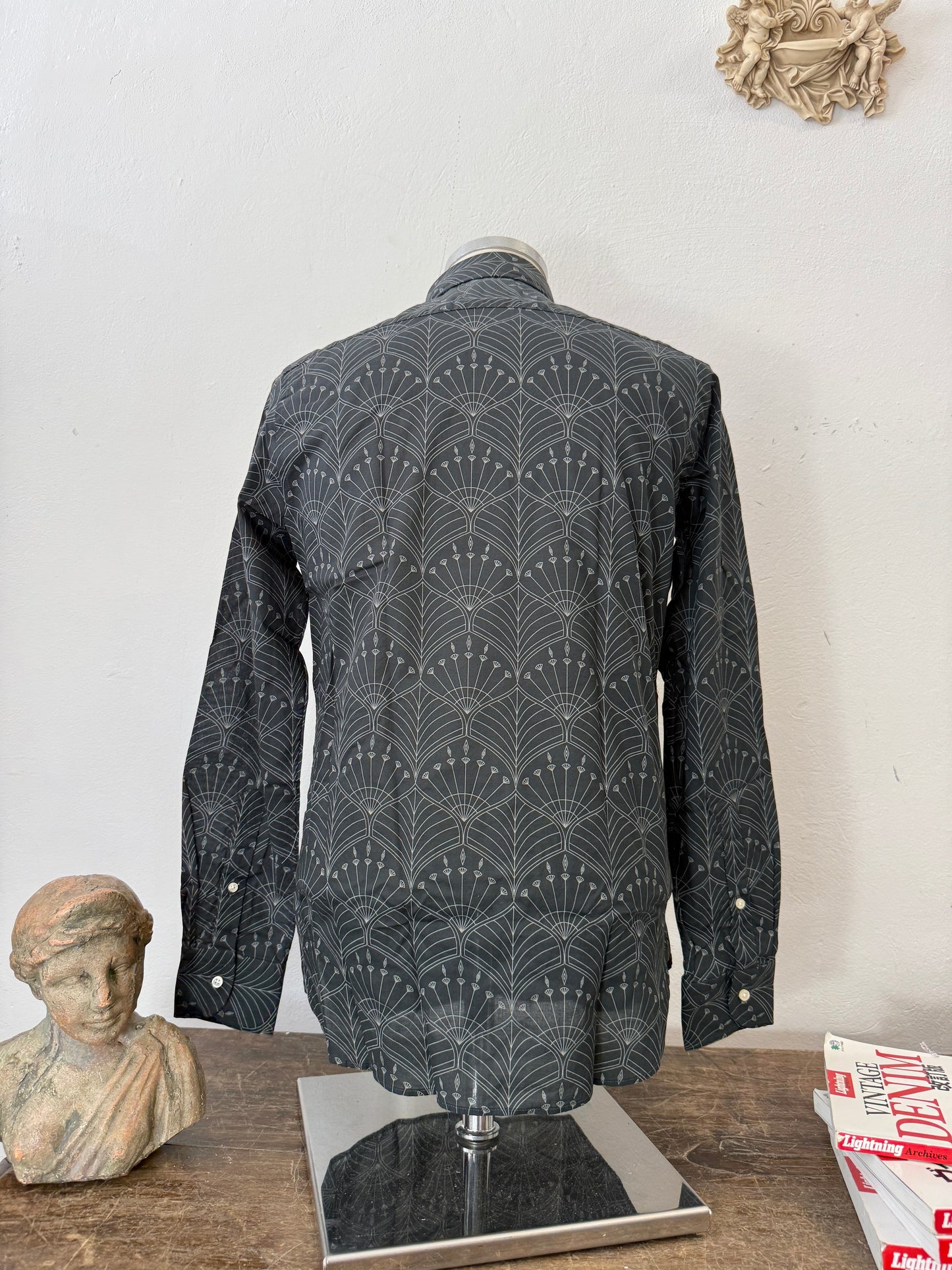 Guy Rover Shirt