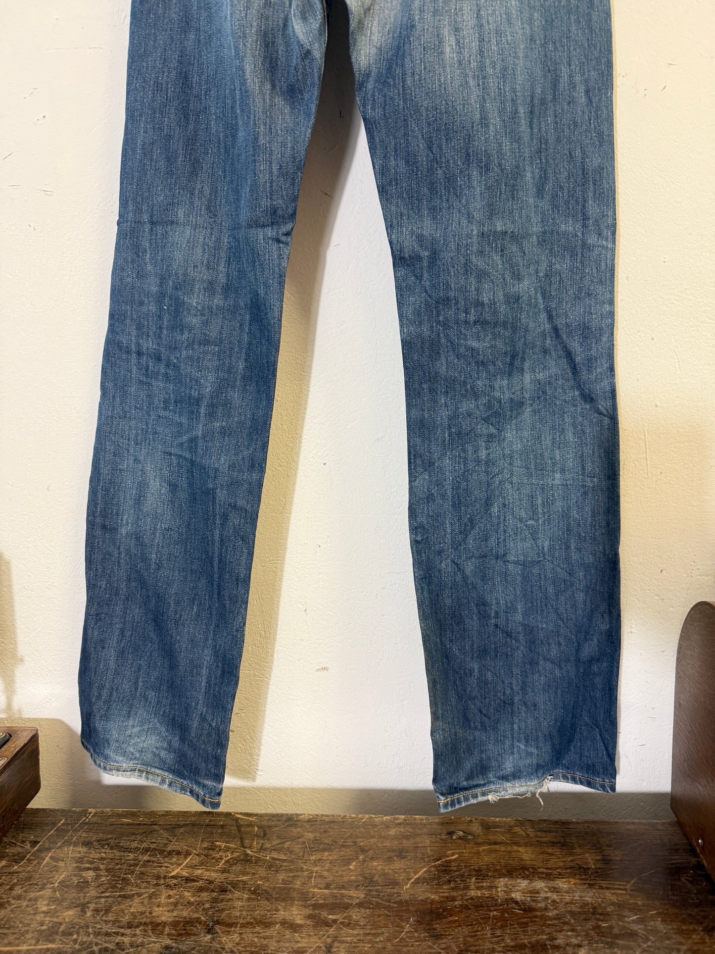 Vintage Levi’s 501 “W33 L34”