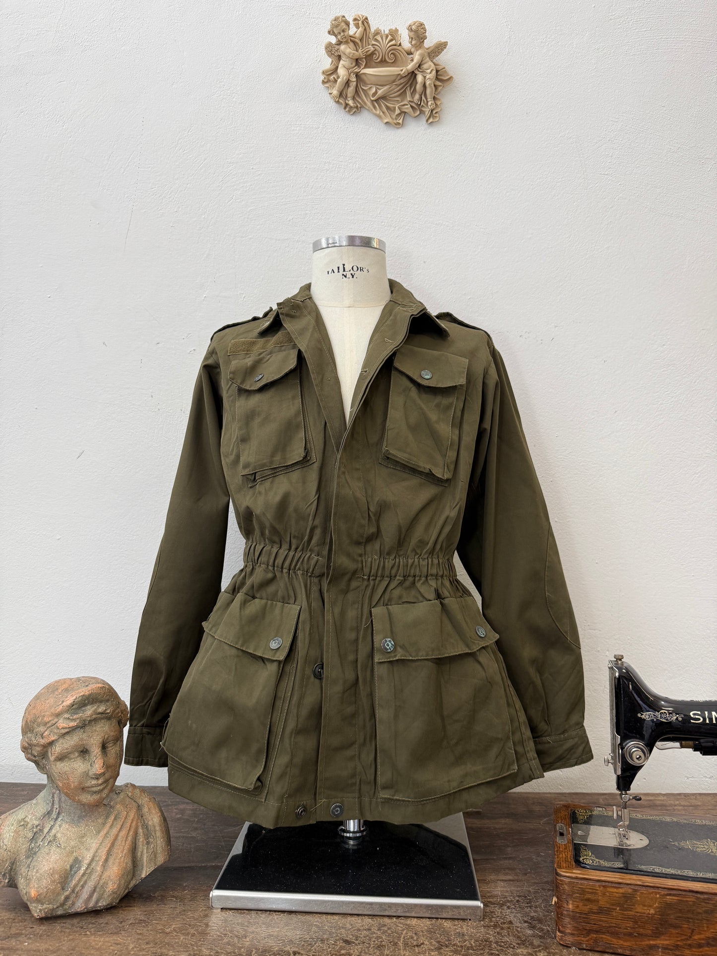 Vintage 80’s Italian Army Jacket “M”