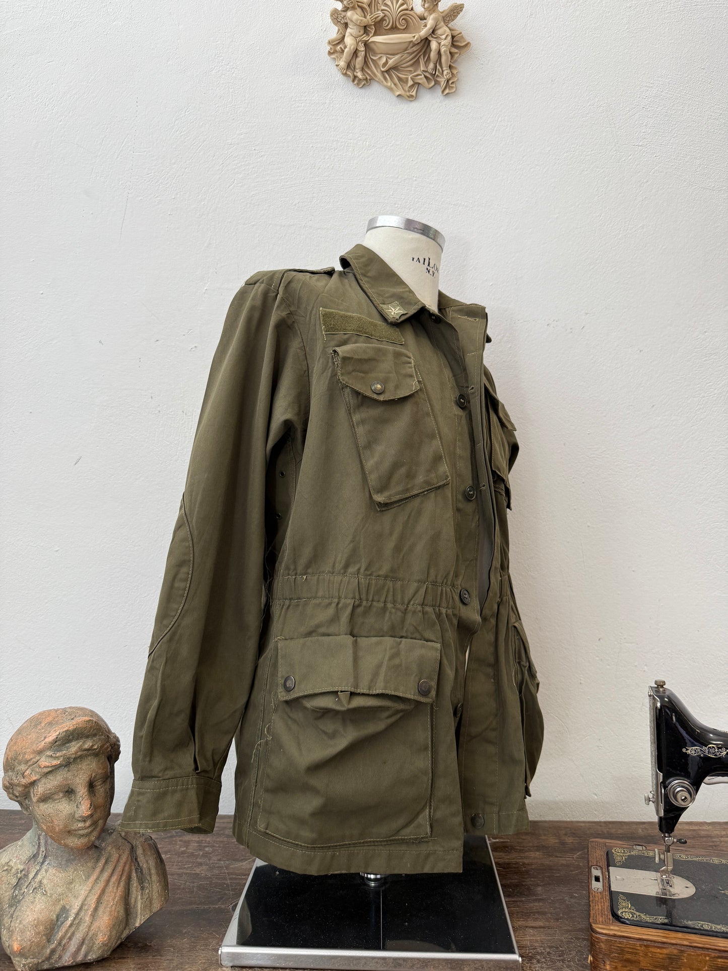 Vintage 80’s Italian Army Jacket “M”