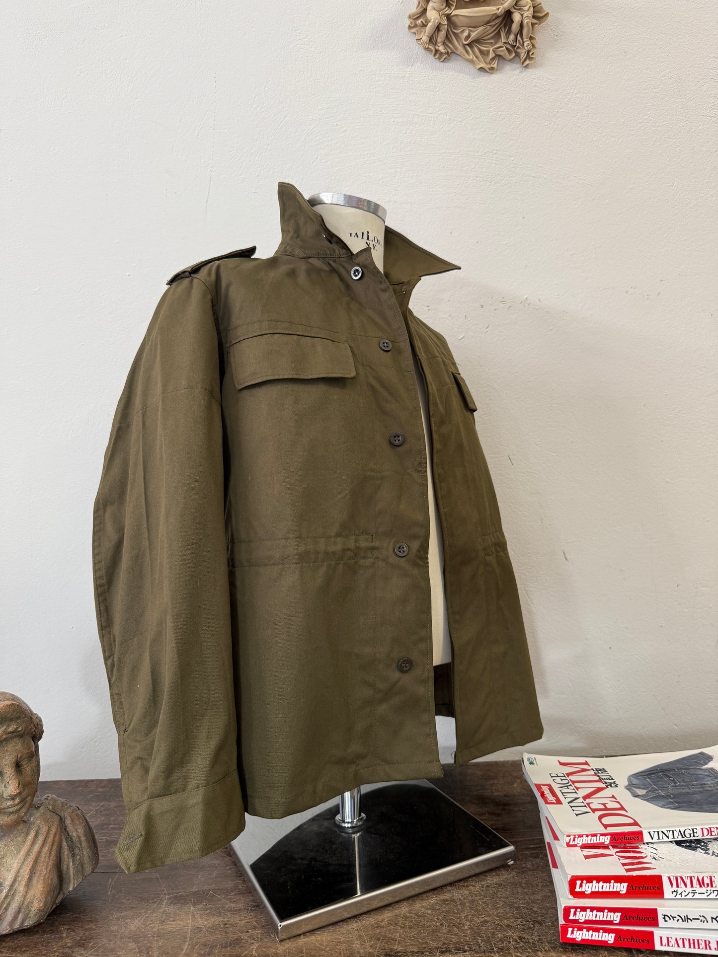 Vintage 90’s Czech Army Jacket “M”