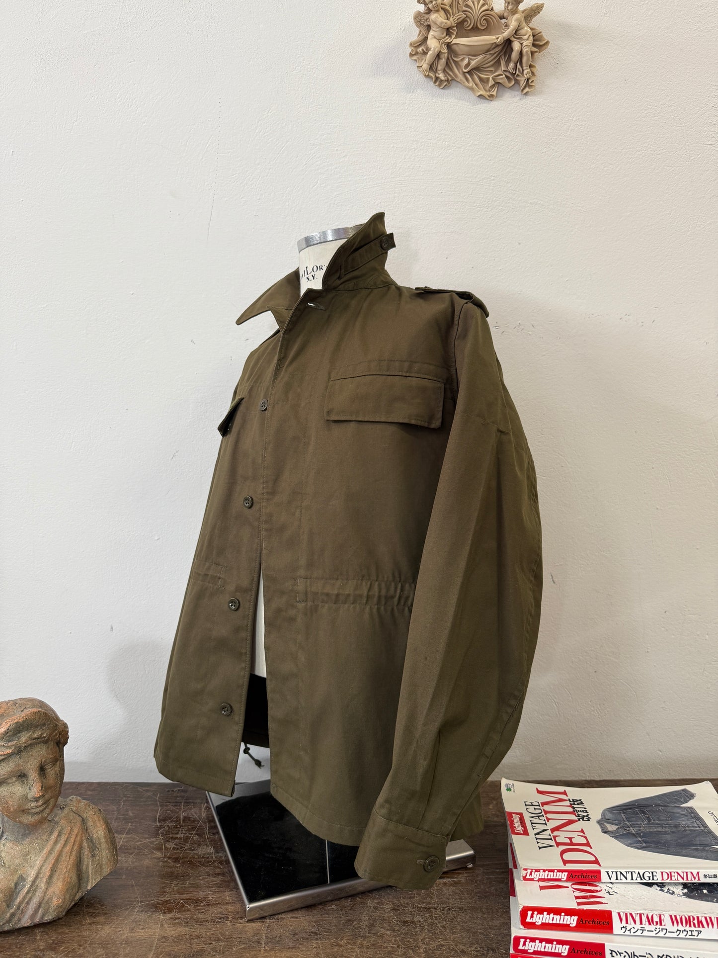 Vintage 90’s Czech Army Jacket “L”