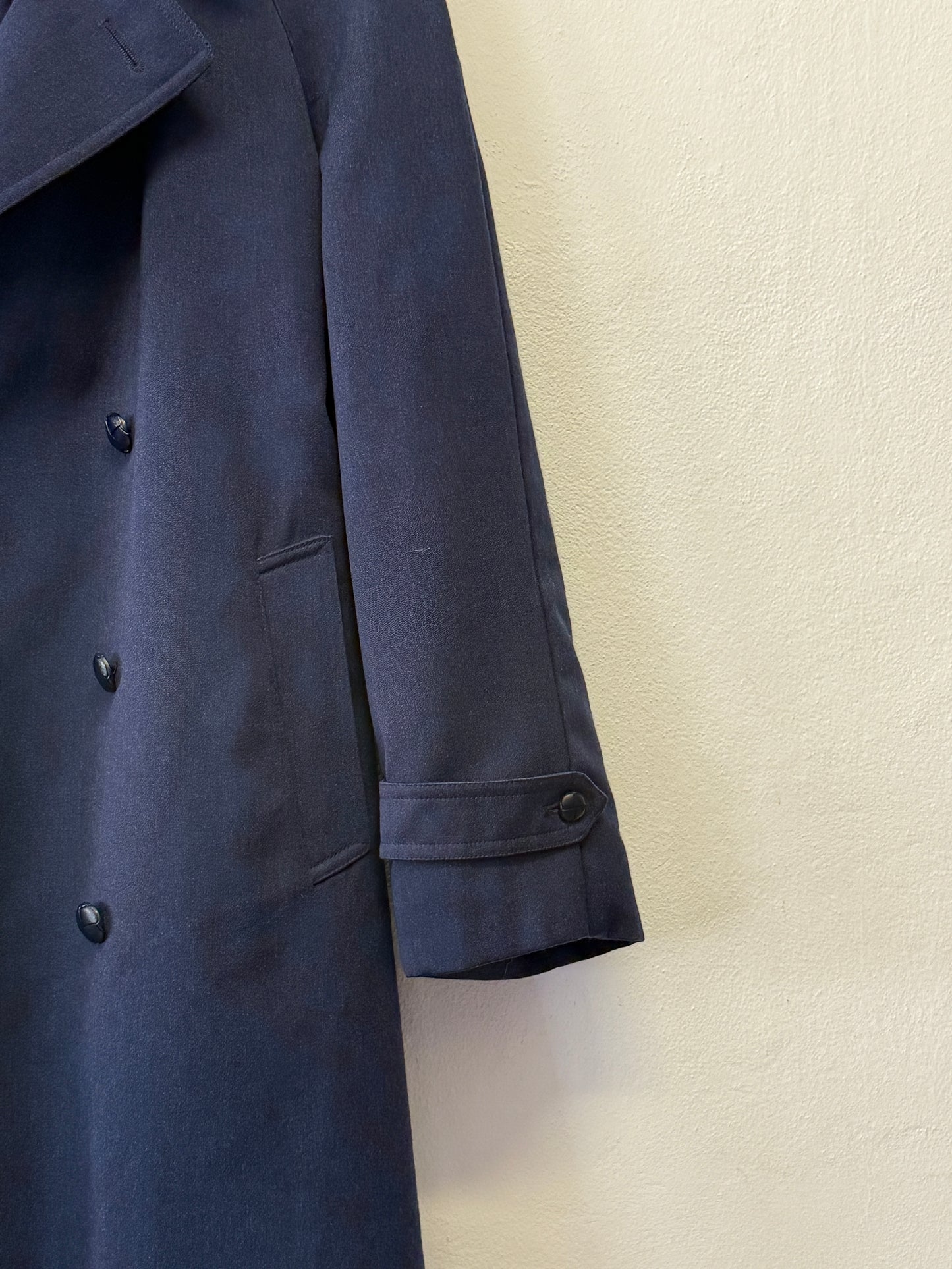 Vintage 90’s Navy Blue Raglan Coat “L”