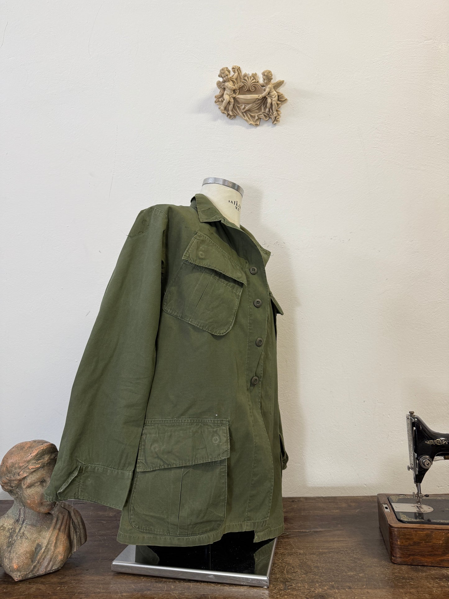 Vintage 60’s Jungle Jacket Rip Stop Us Army “M/L”