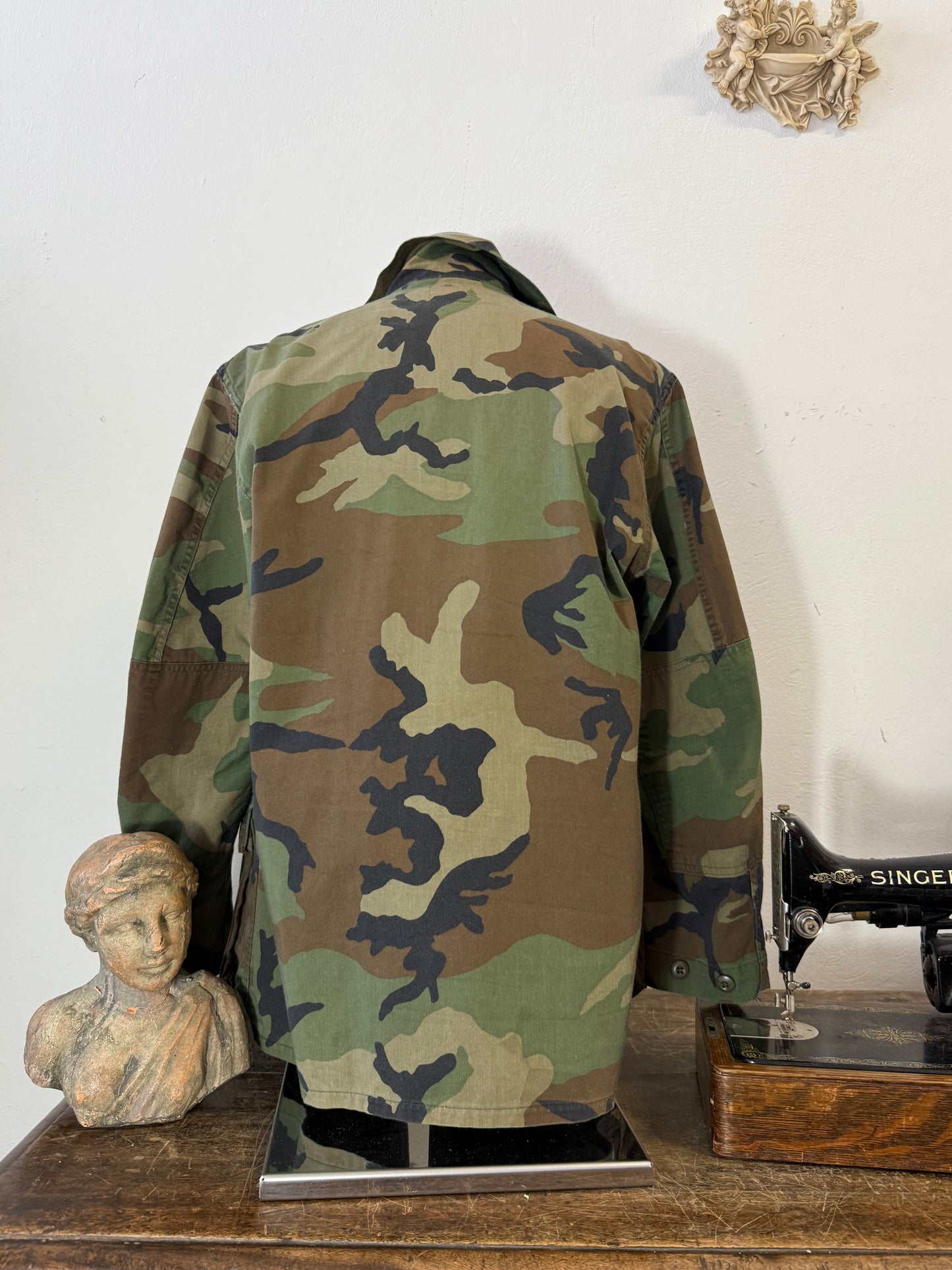 Vintage Woodland Camo Jacket “L”