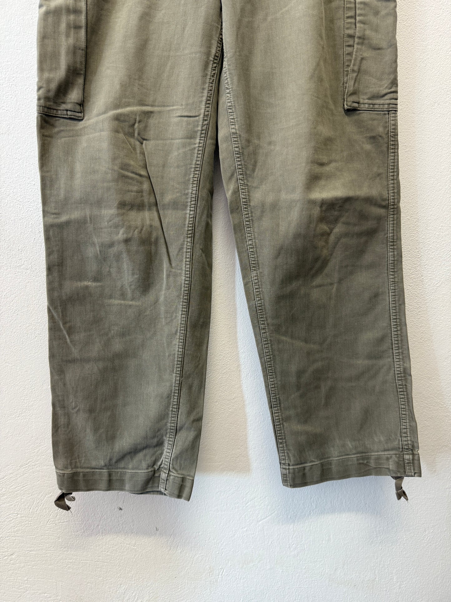 Vintage 80’s German Army Moleskin Cargo Pants “W33”