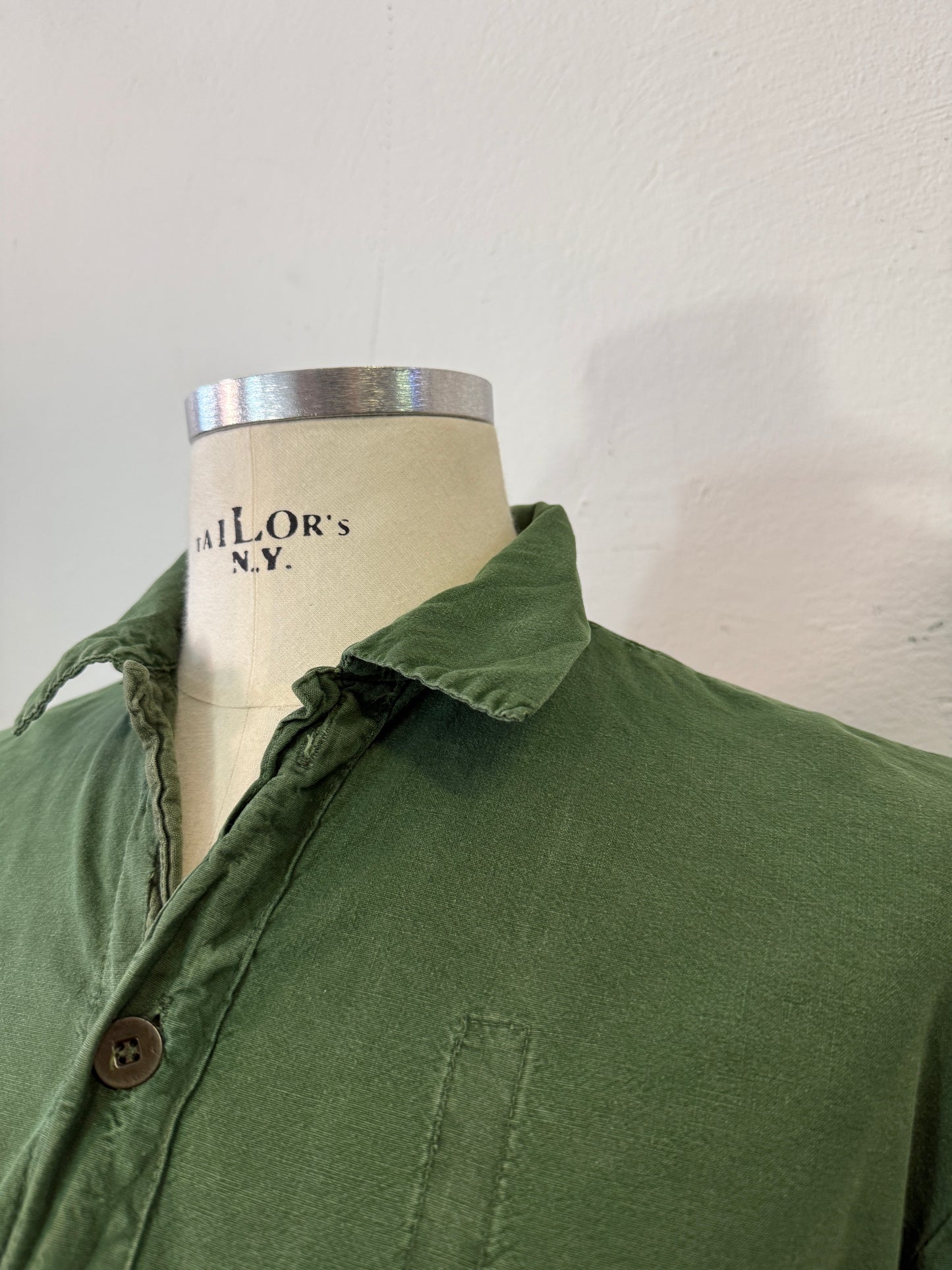 Vintage 80’s Swedish Army Shirt “L”