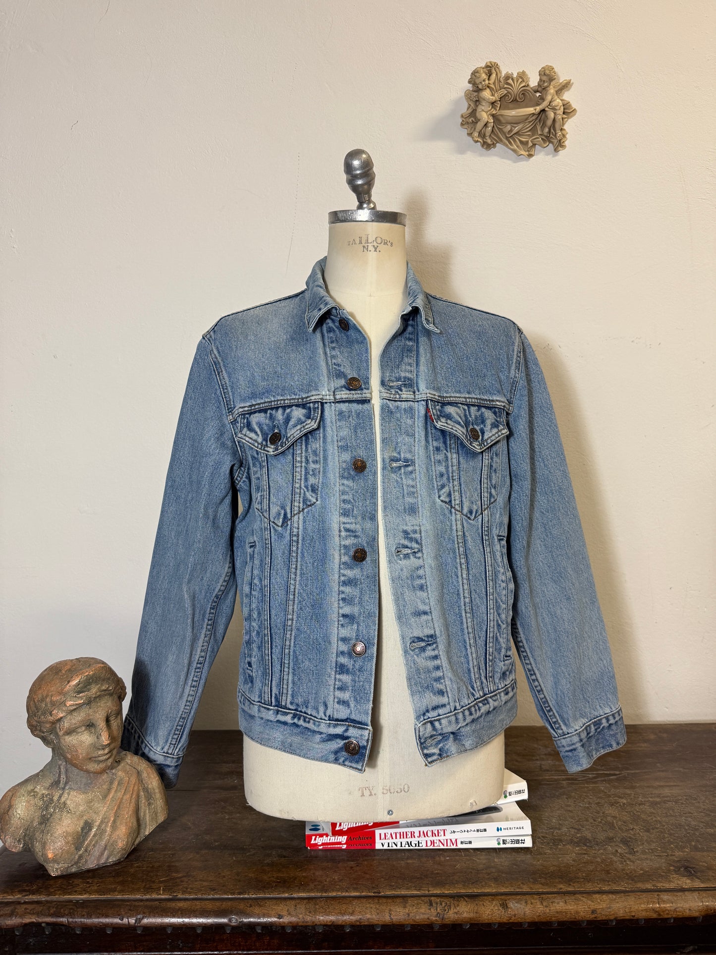 Vintage Levi’s Jacket “M”