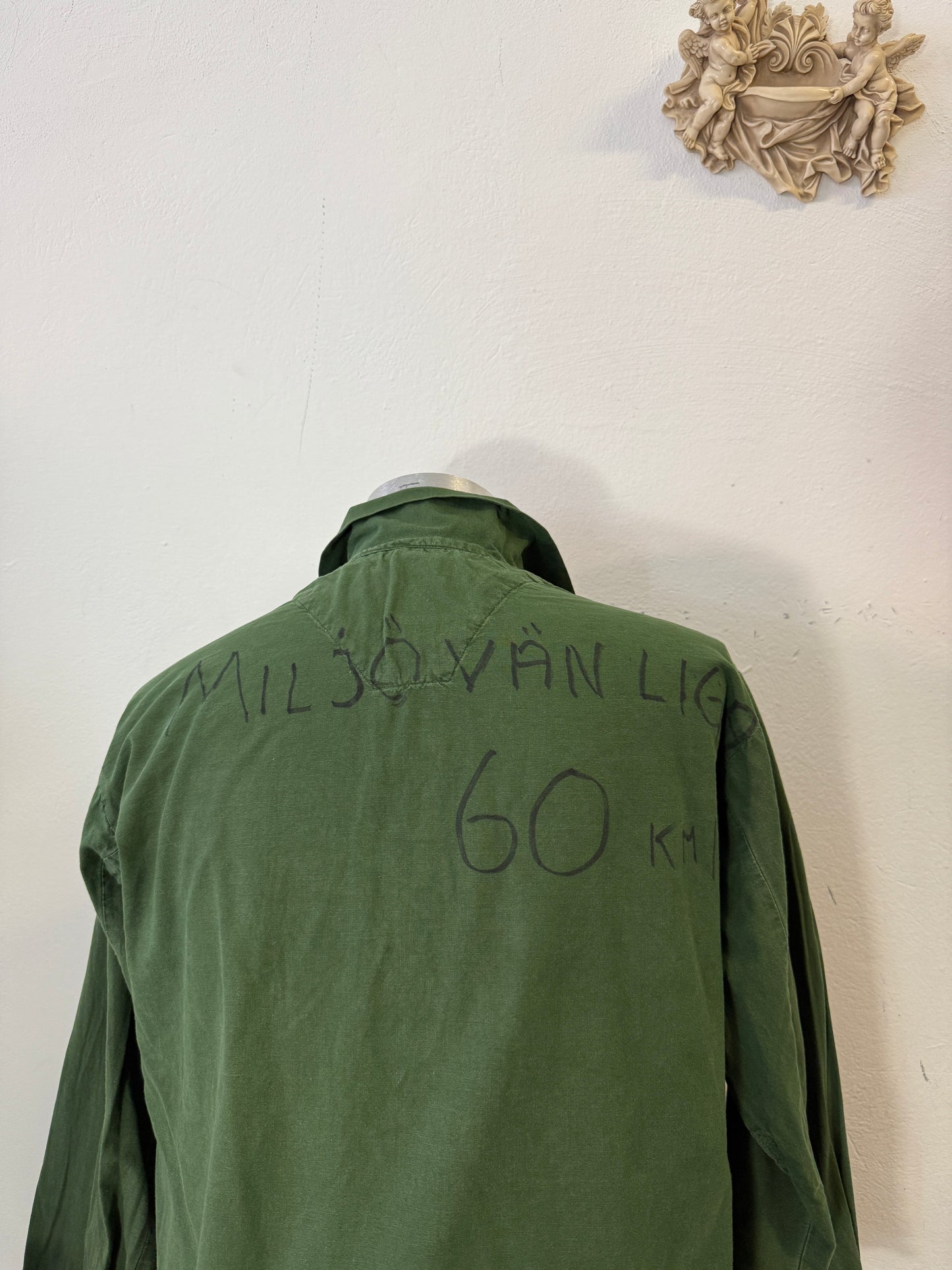 Vintage 80’s Swedish Army Shirt “M”