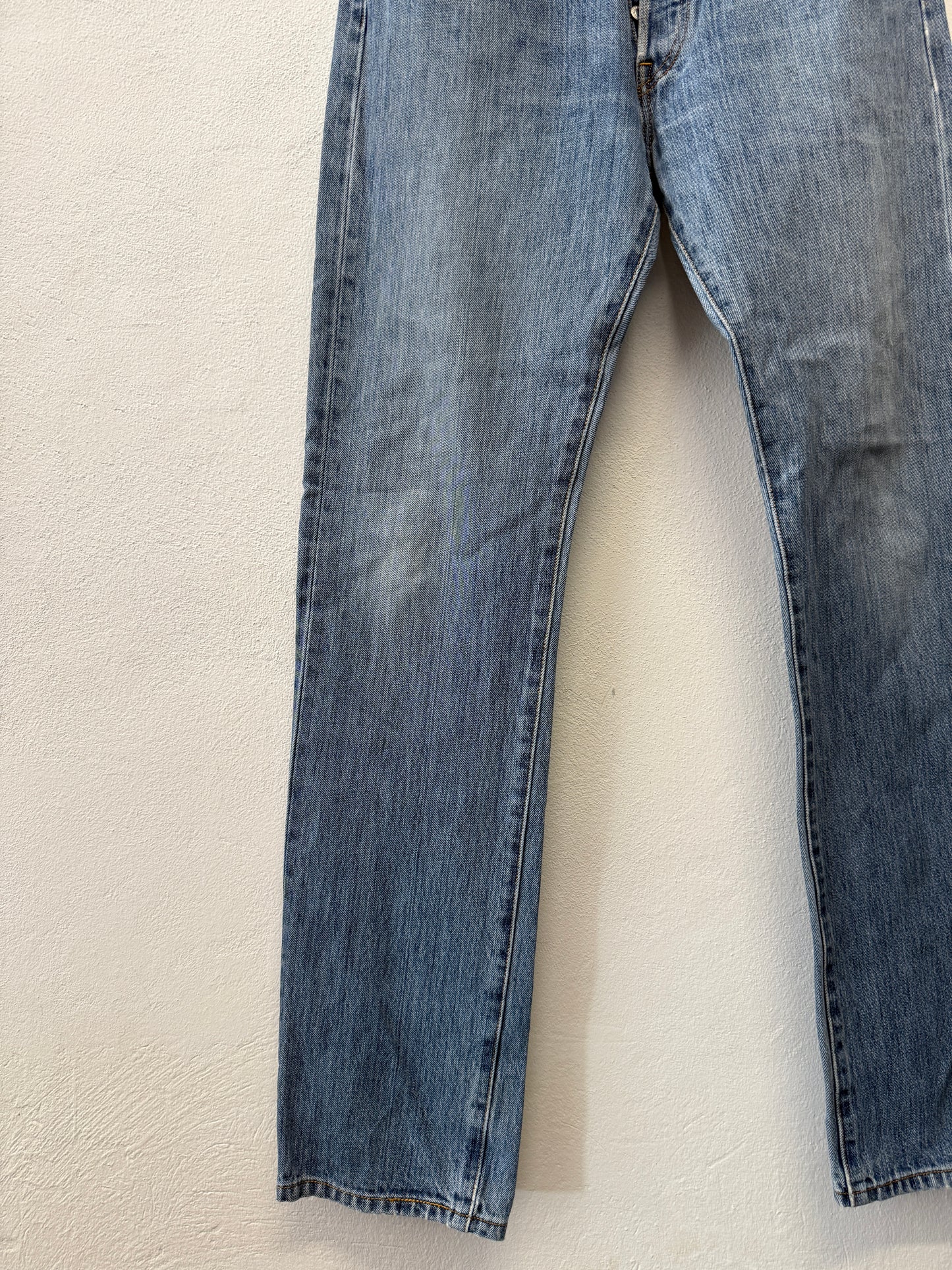 Vintage Levi’s 501 “W34 L34”