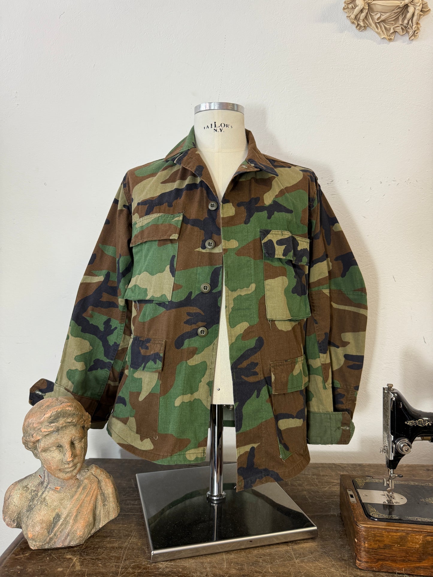 Vintage Woodland Camo Jacket Us Army “M”