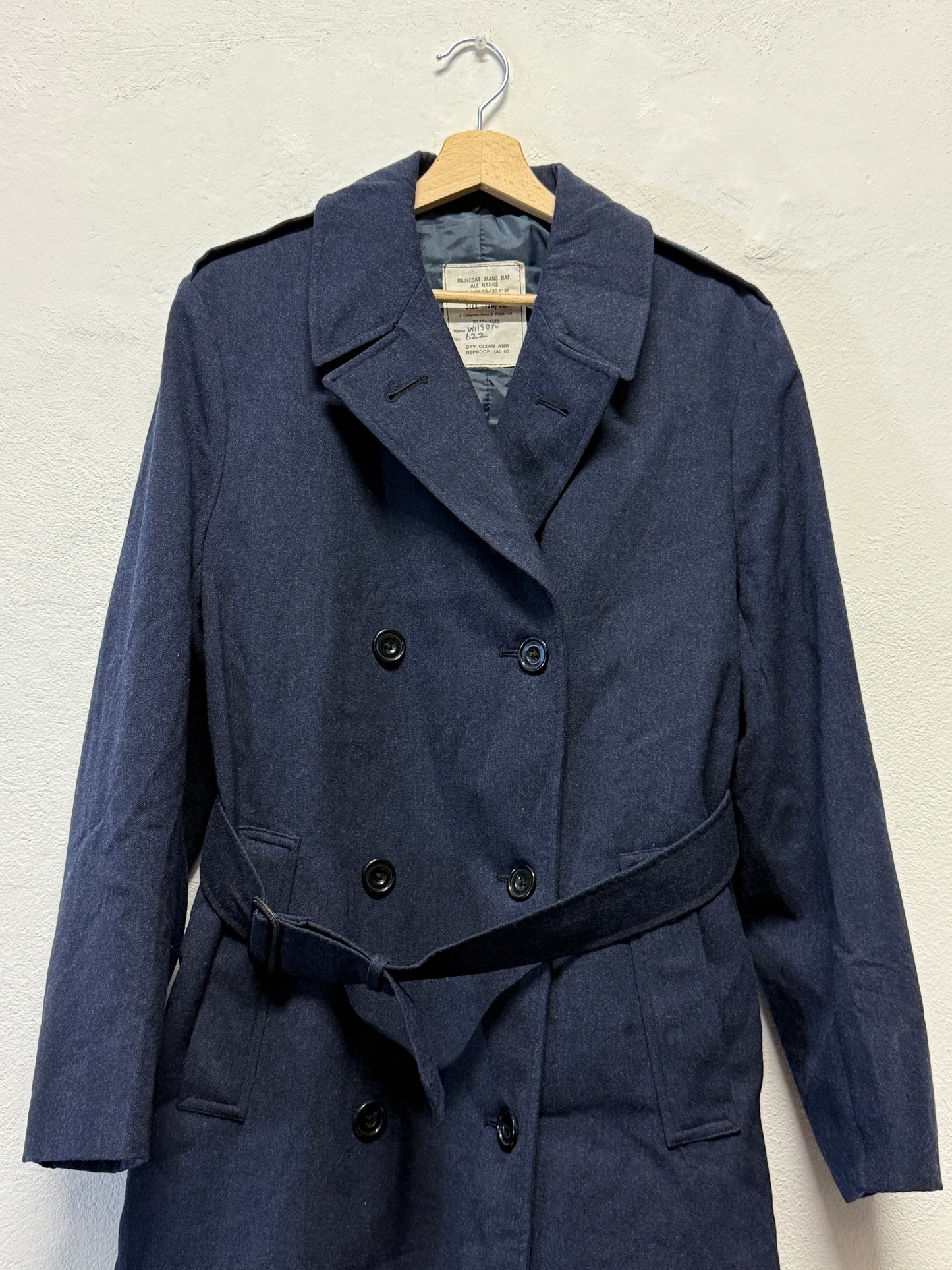 Vintage 90’s Royal Air Force Coat “M”