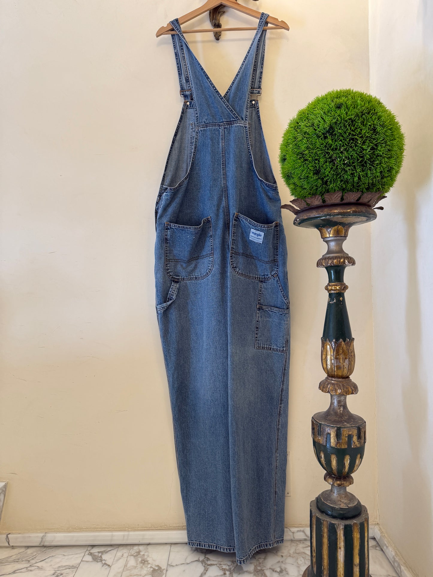 Vintage 90’s Wrangler Overalls “L/XL”