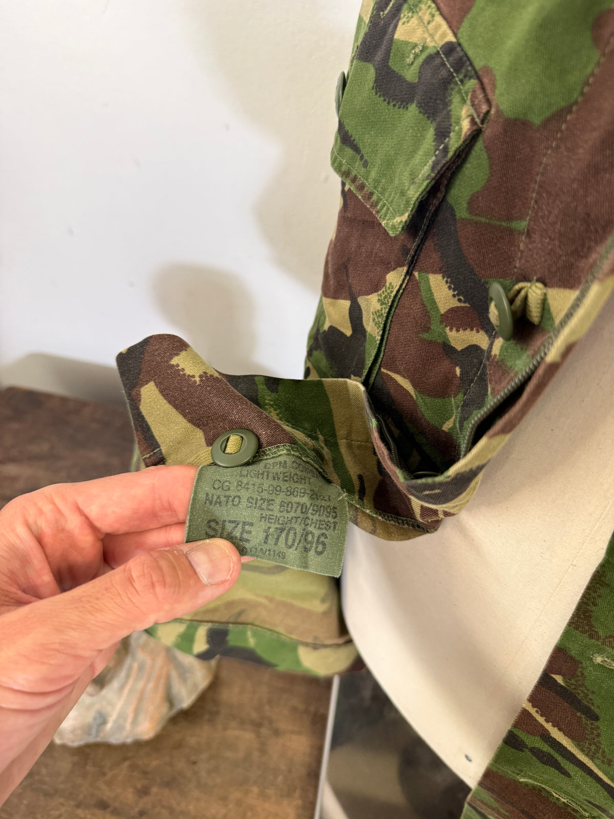 Vintage 90’s British Army Camo Jackets “M”