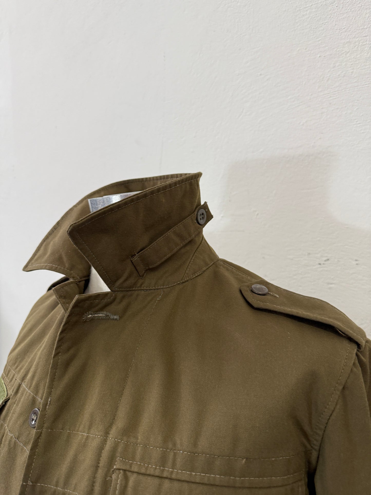 Vintage 90’s Czech Army Jacket “S/M”