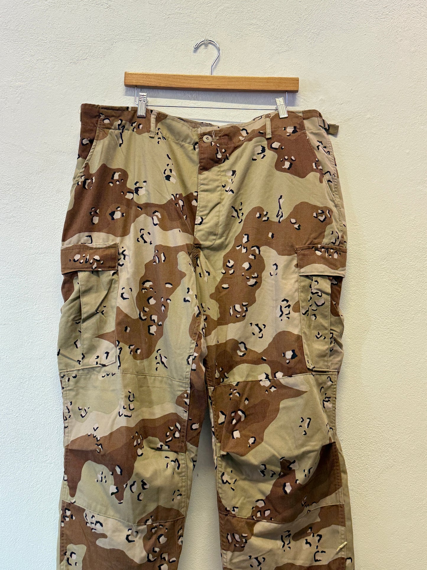 Vintage Desert Chocolate Cargo Pants Us Army “W40”