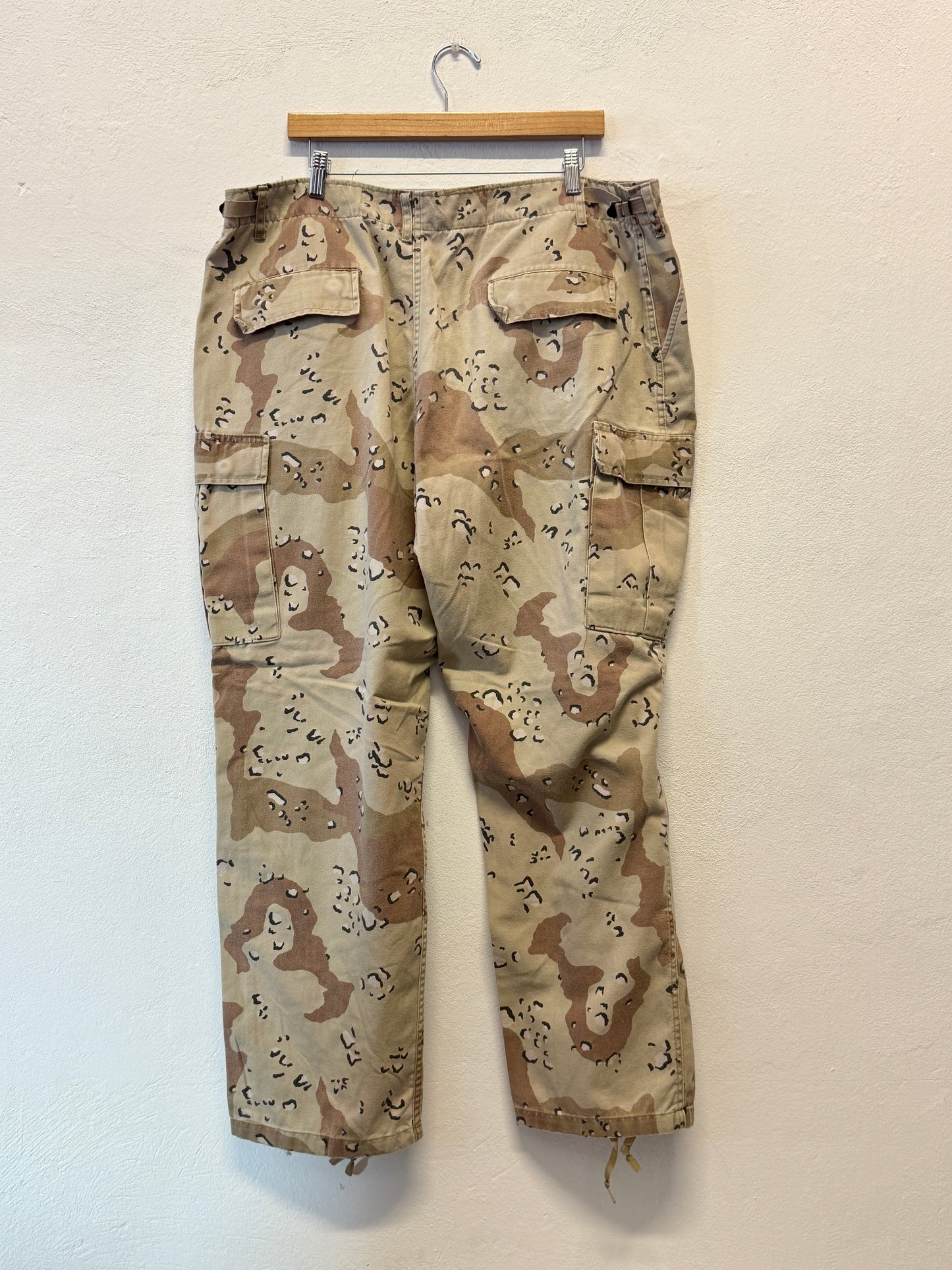 Vintage Desert Chocolate Cargo Pants Us Army “W40”