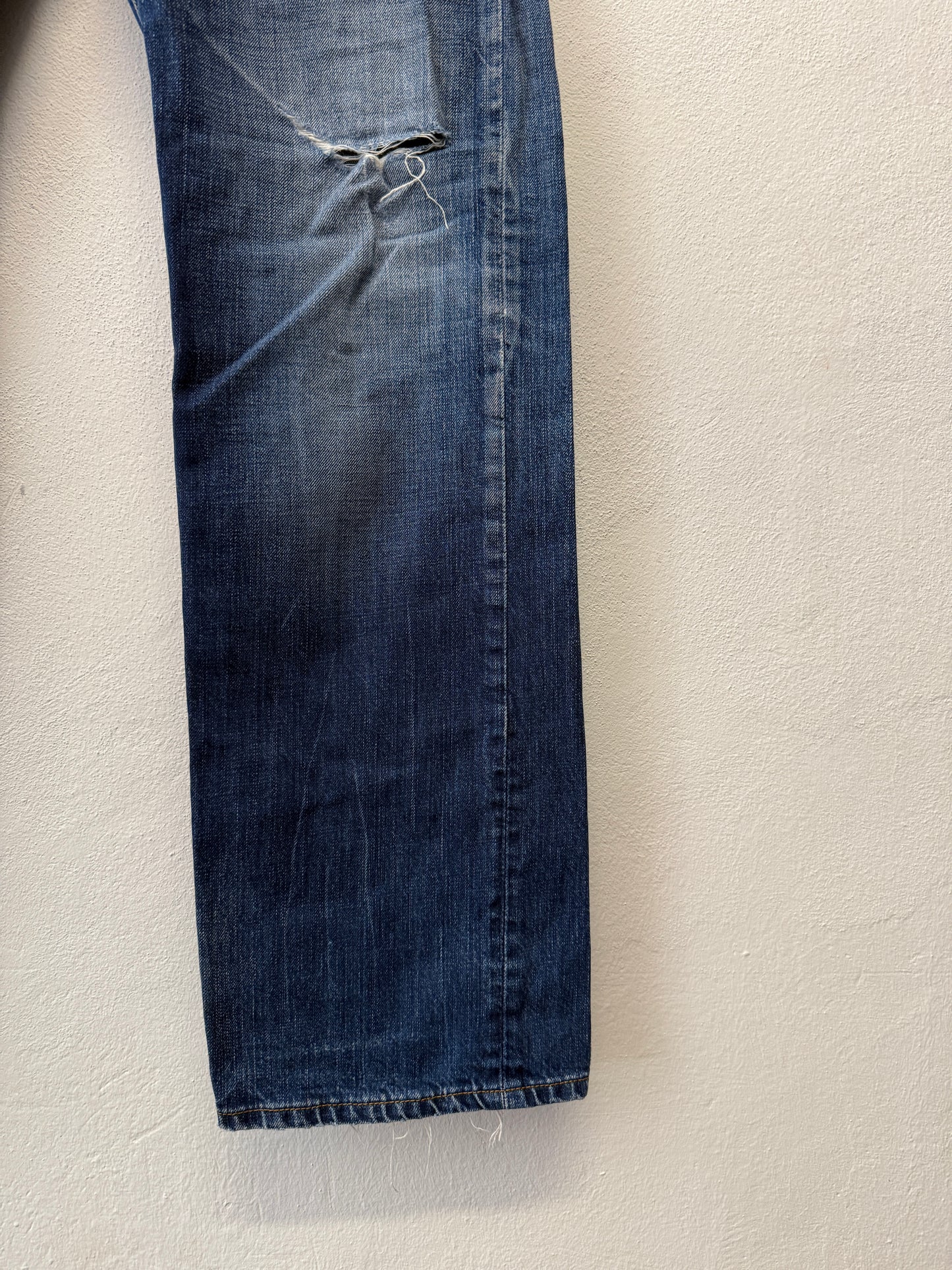 Vintage Levi’s 501 “W34 L32”