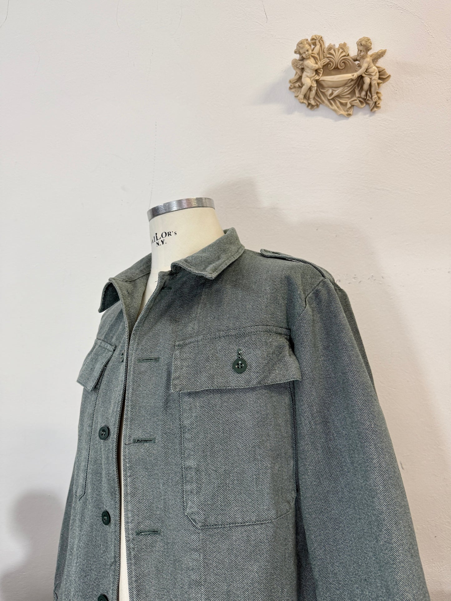 Vintage Swiss Army Jacket “M/L”
