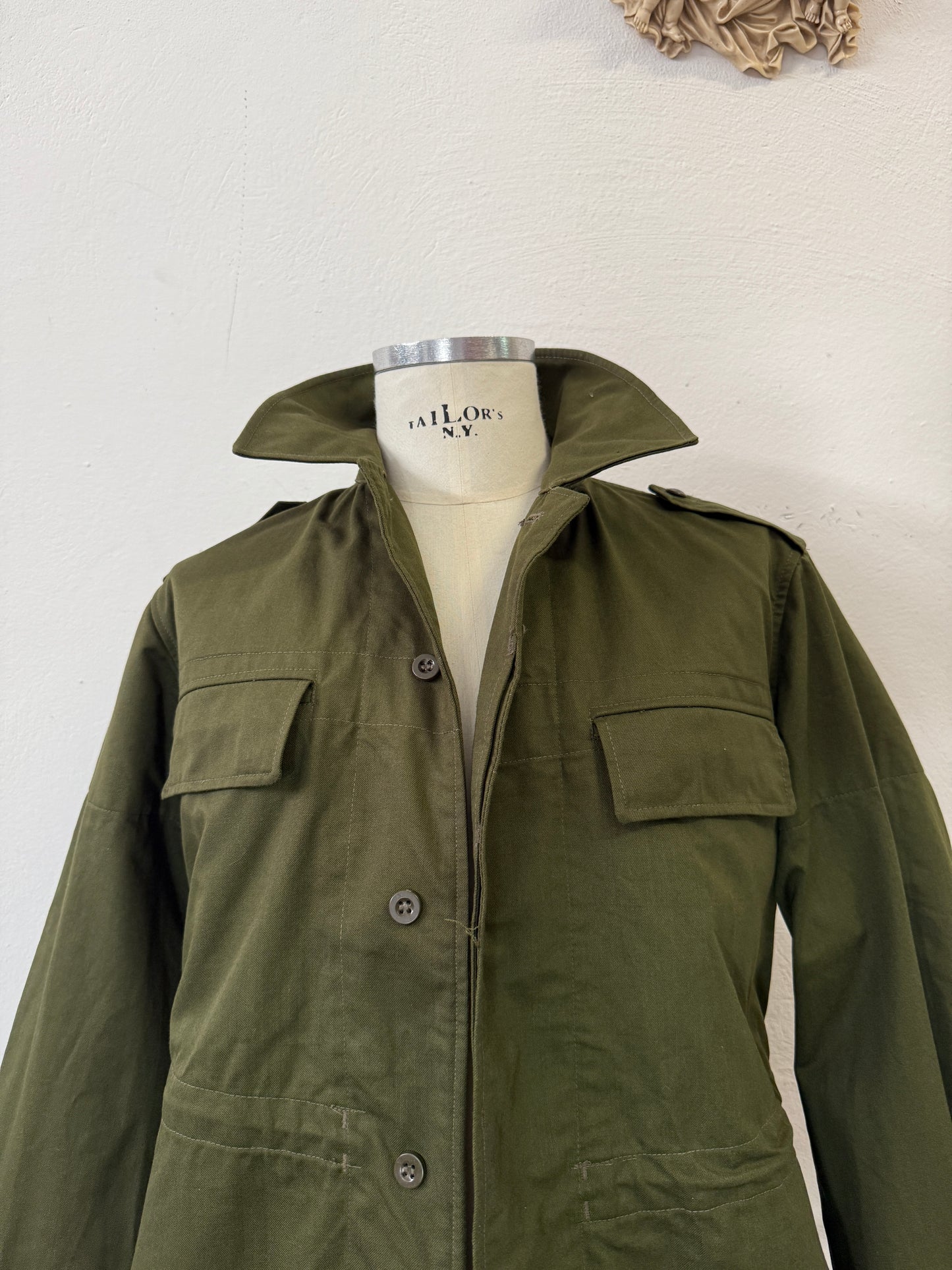 Vintage 90’s Czech Army Jacket “M”