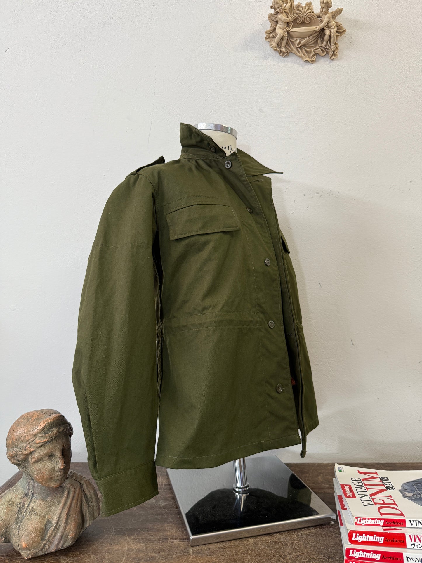 Vintage 90’s Czech Army Jacket “M”