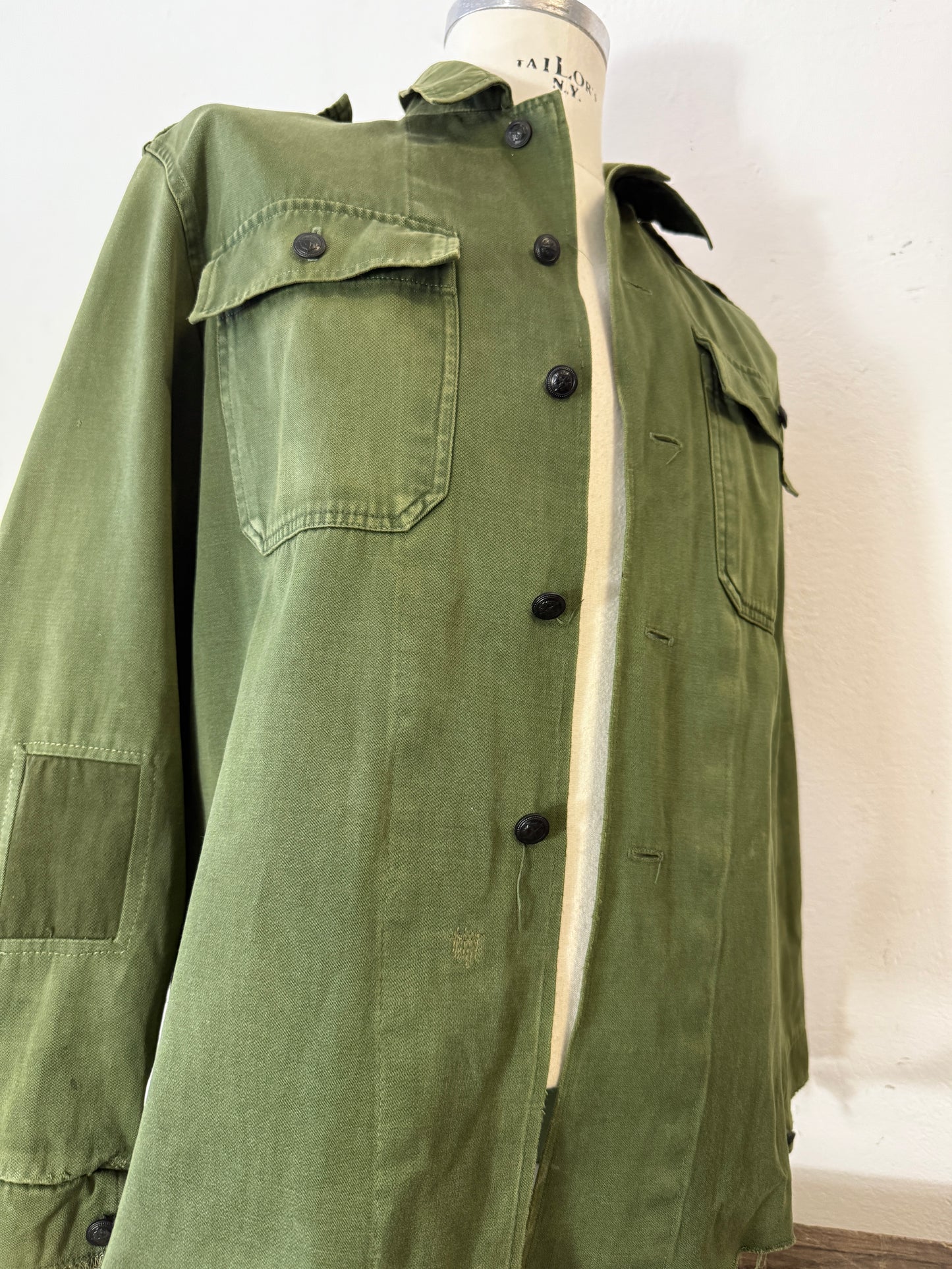 Vintage 80’s Hungarian Army Shirt “M”