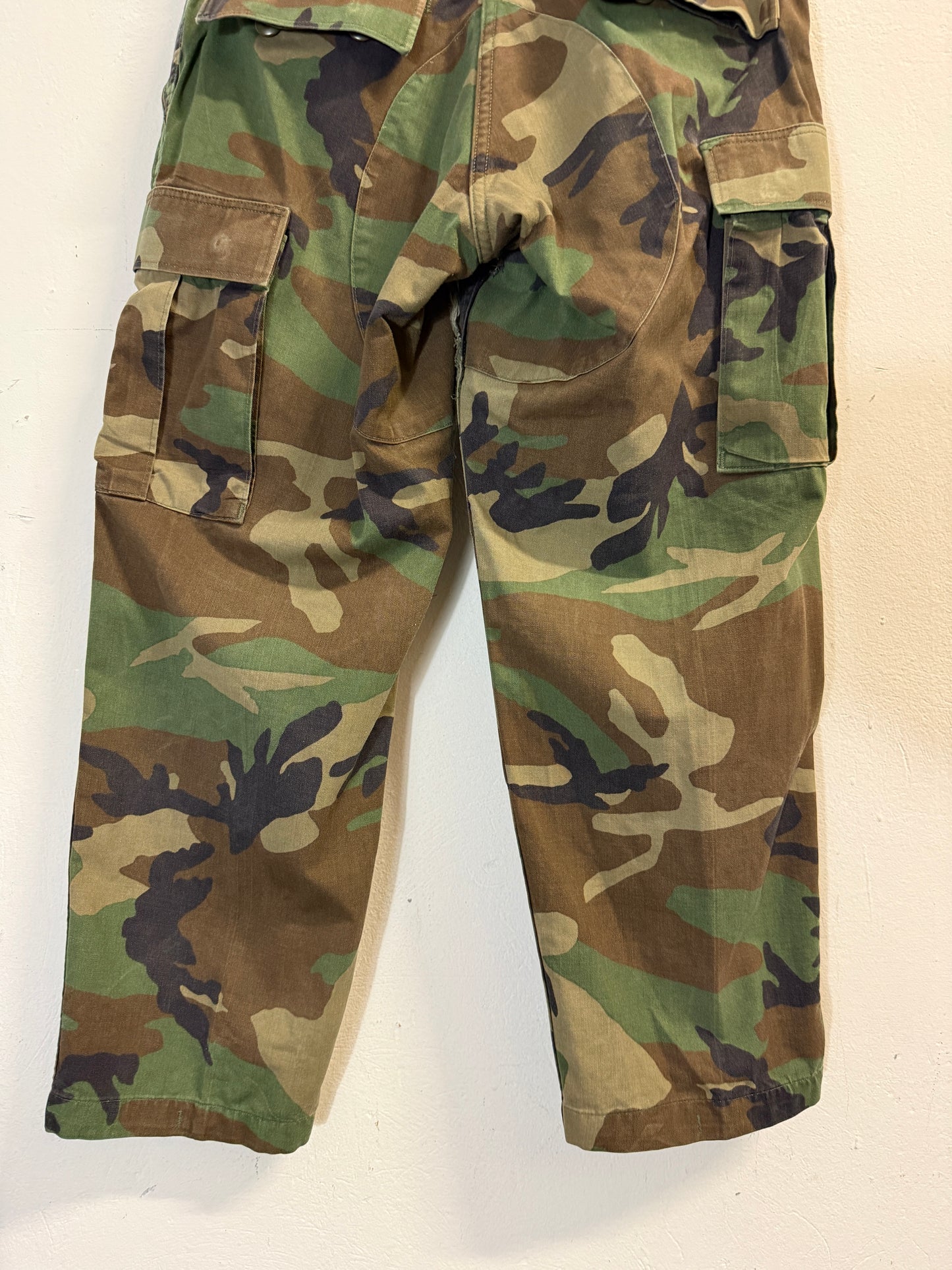 Vintage Woodland Camo Cargo Pants Us Army “W29”