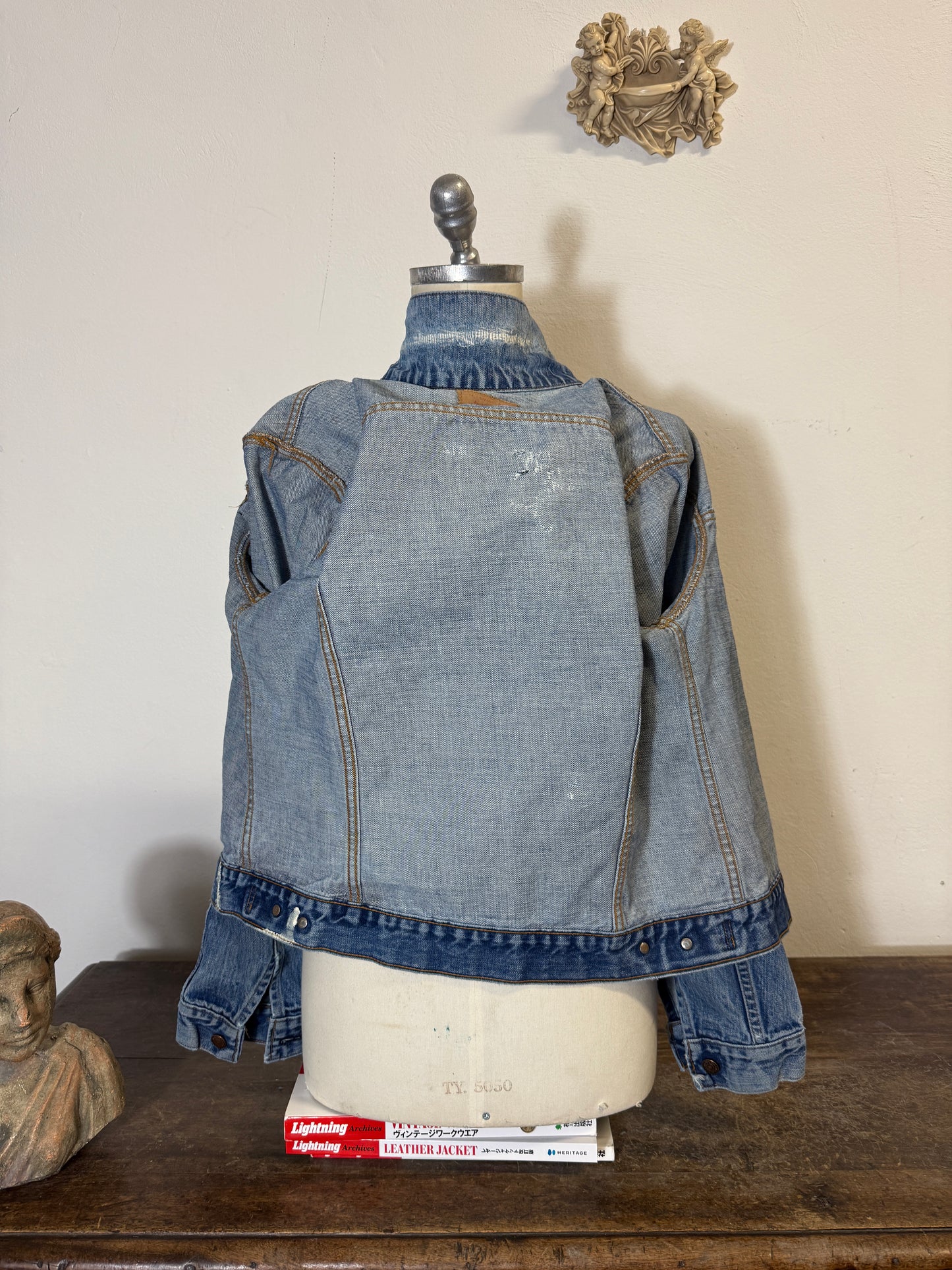 Vintage Levi’s Jacket “M”