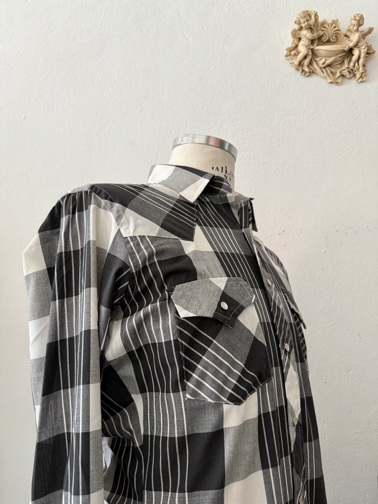 Vintage 80’s Western Shirt “S”