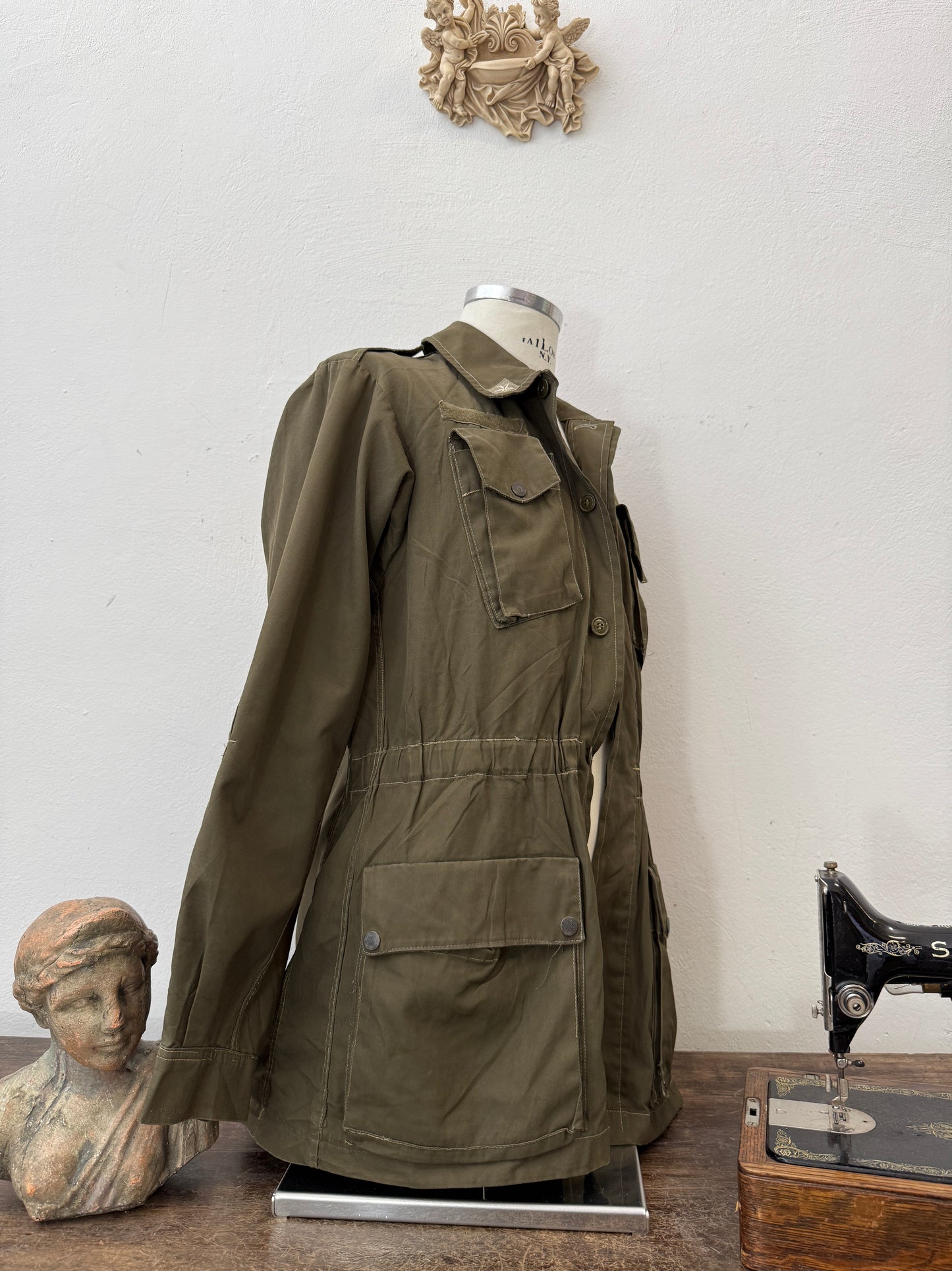 Vintage 80’s Italian Army Jacket “L”