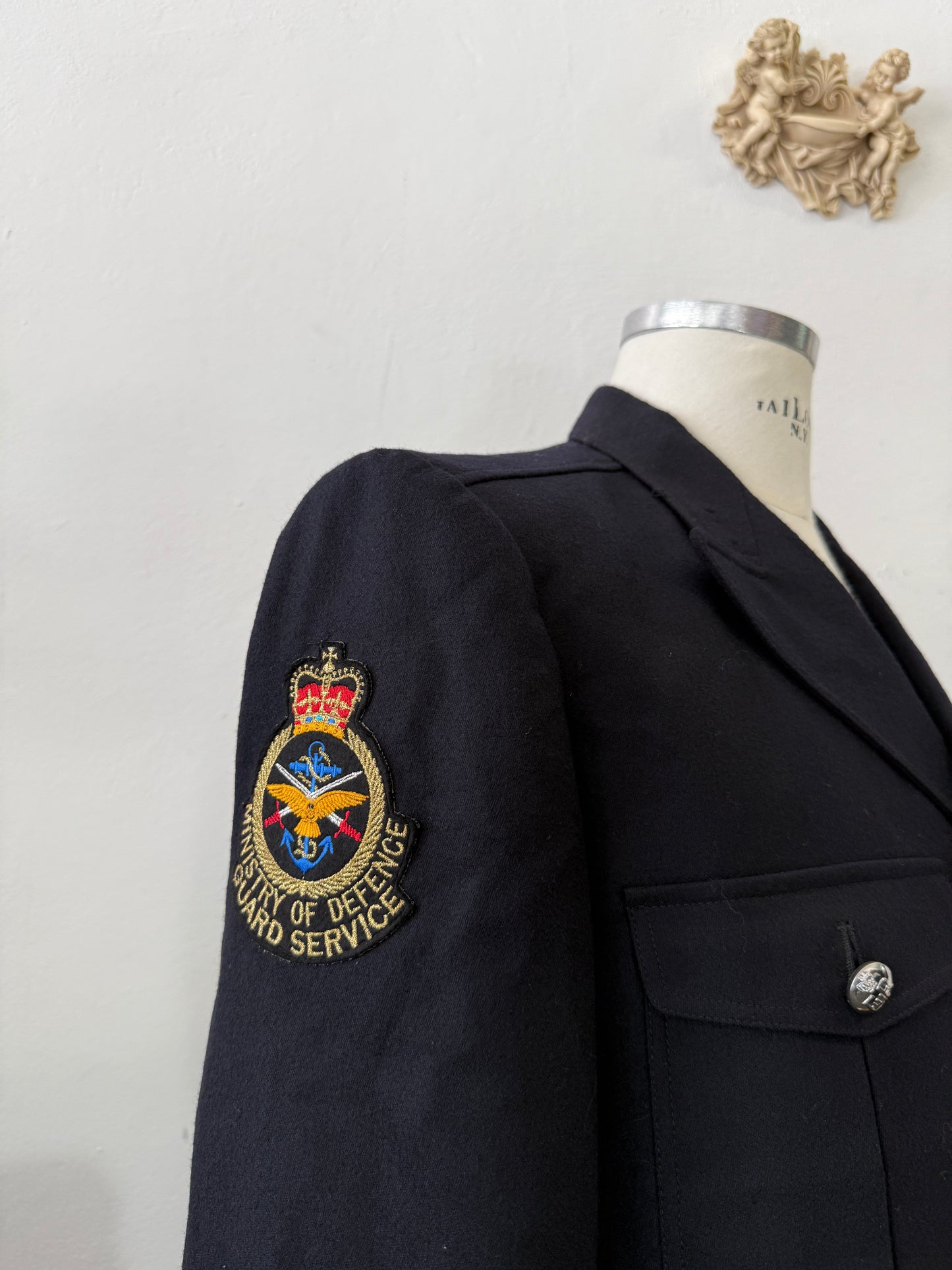 Vintage Ministry of Defence Guard Service Uniform Jacket – 1990s UK “L”