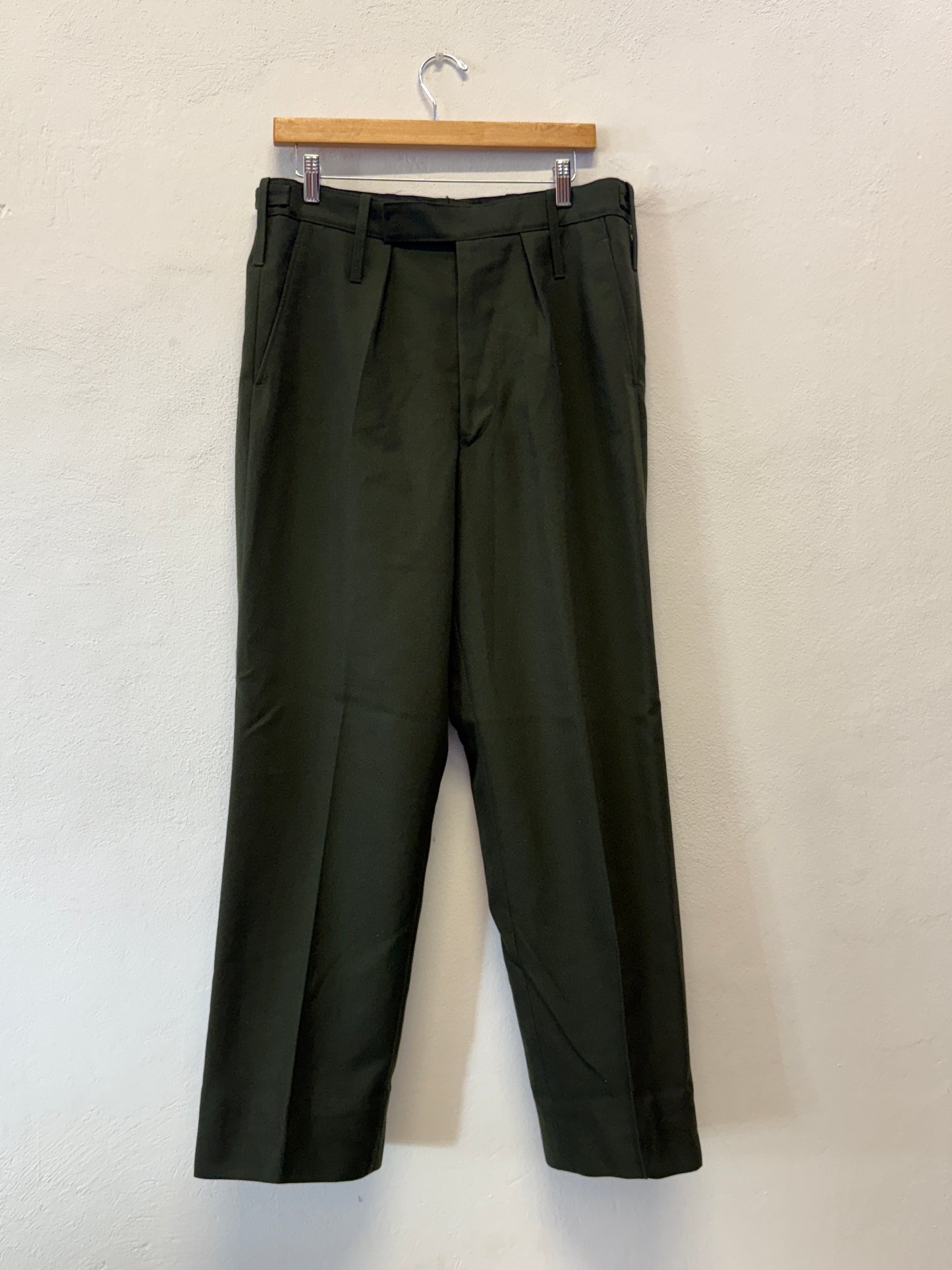 Vintage 90’s British Army Pants “W33”