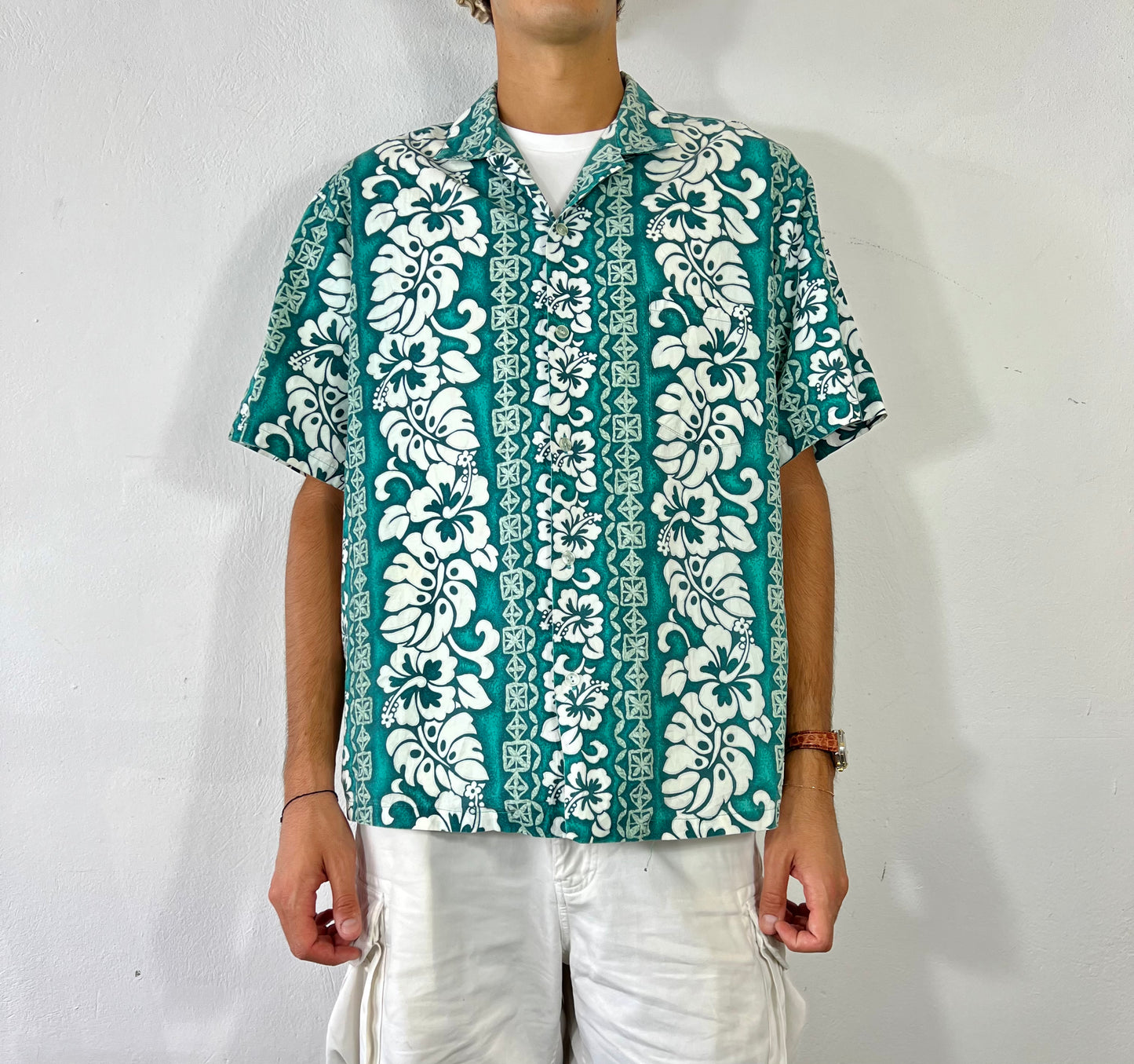 Vintage Hawaiian Shirt Made in Hawaii “L/XL”