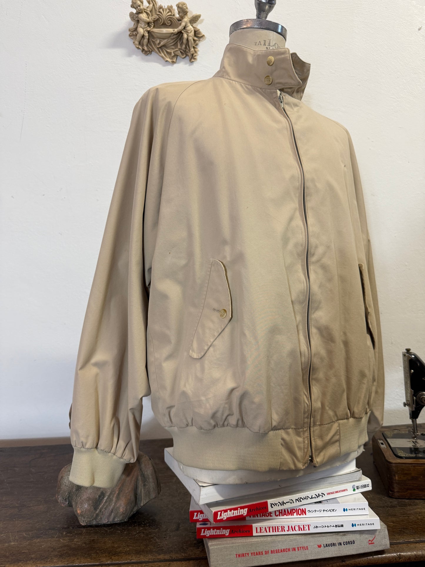 Vintage Baracuta G9 - Made in England “XL”