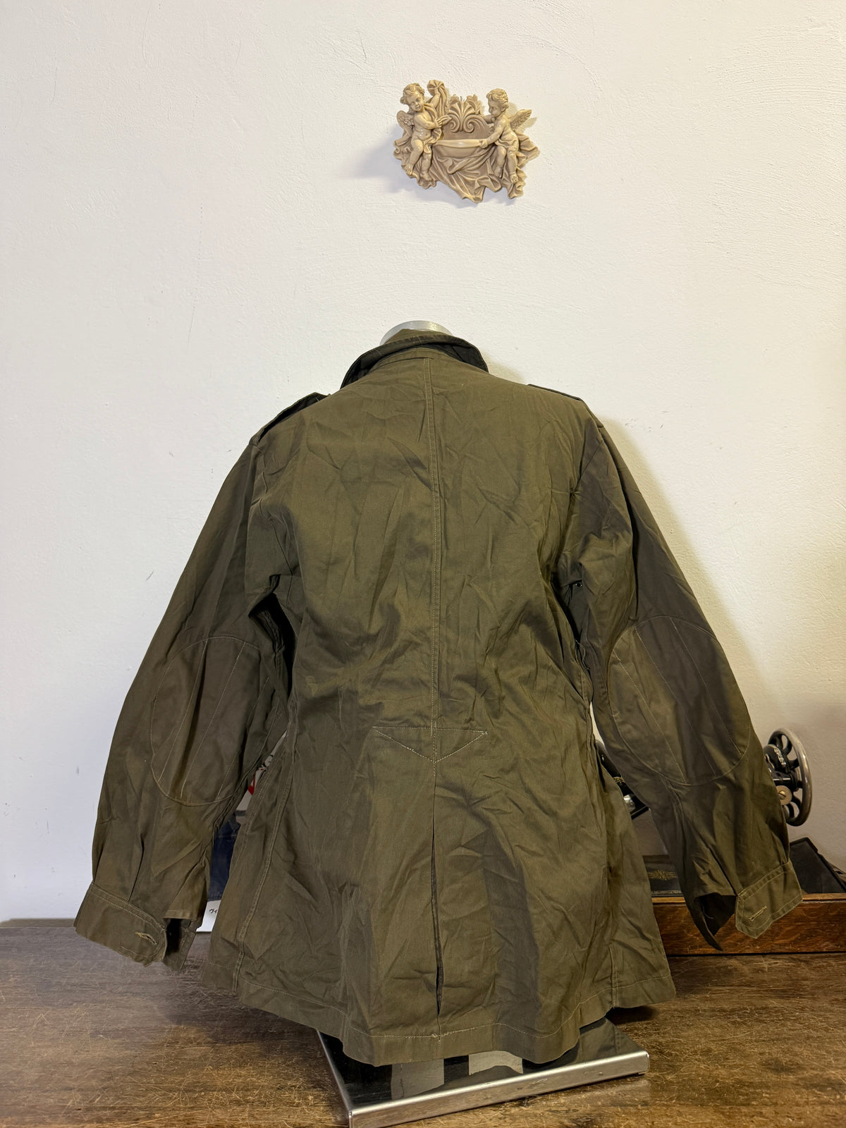 Vintage 80’s Italian Army Jacket “L/XL” 31