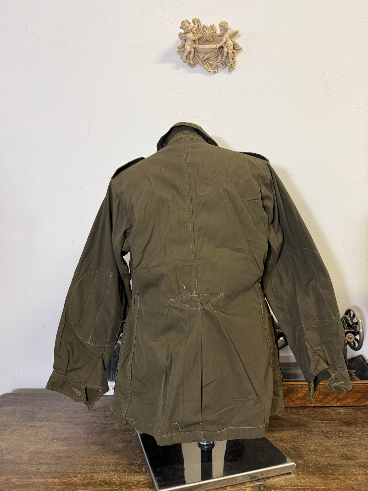 Vintage 80’s Italian Army Jacket “M” 17