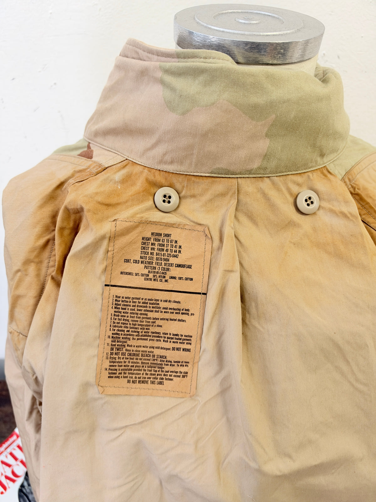Vintage US Army M-65 Desert Field Jacket “M/L”