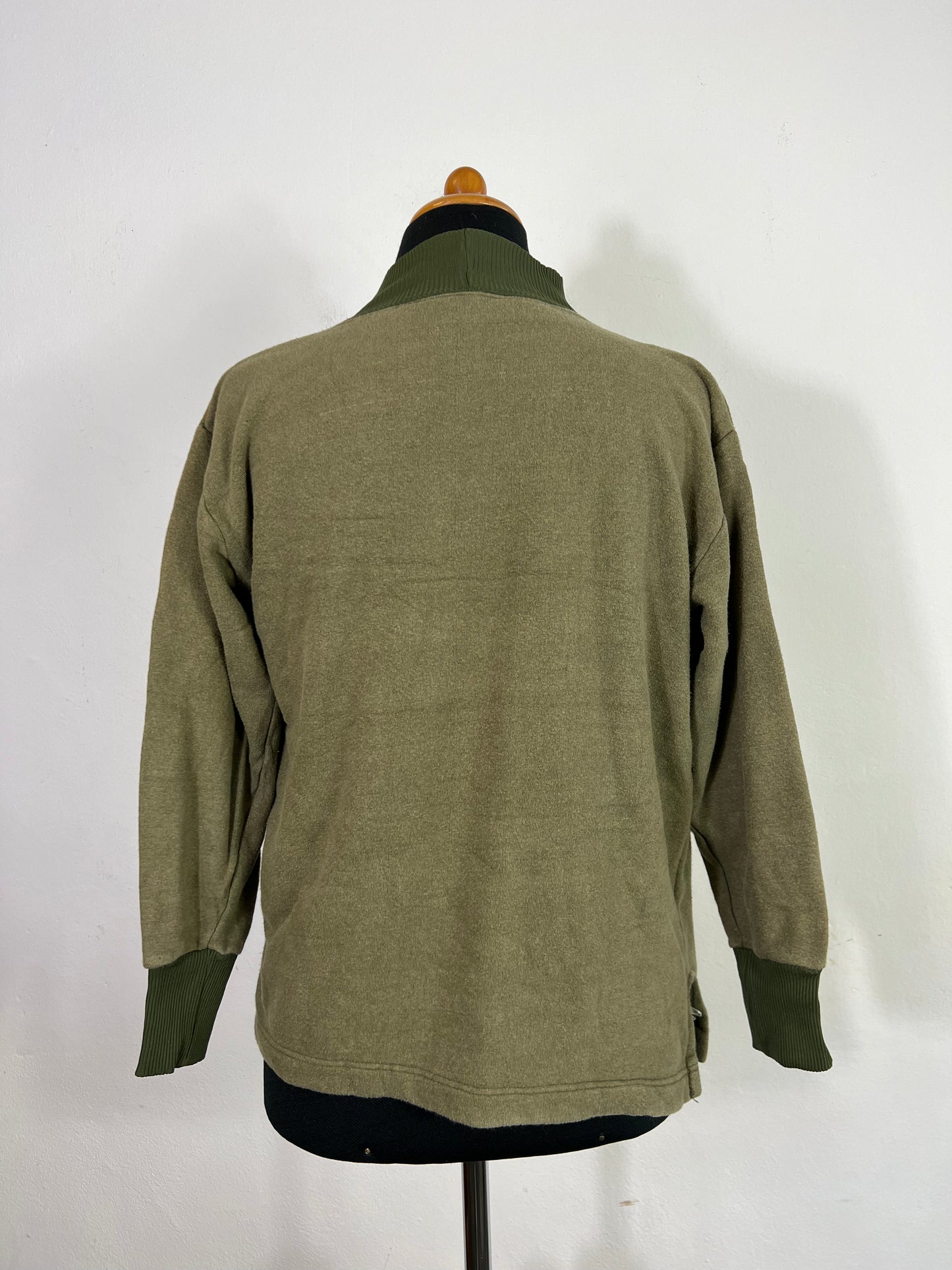 Sweat-shirt vintage de l’armée bulgare « S »