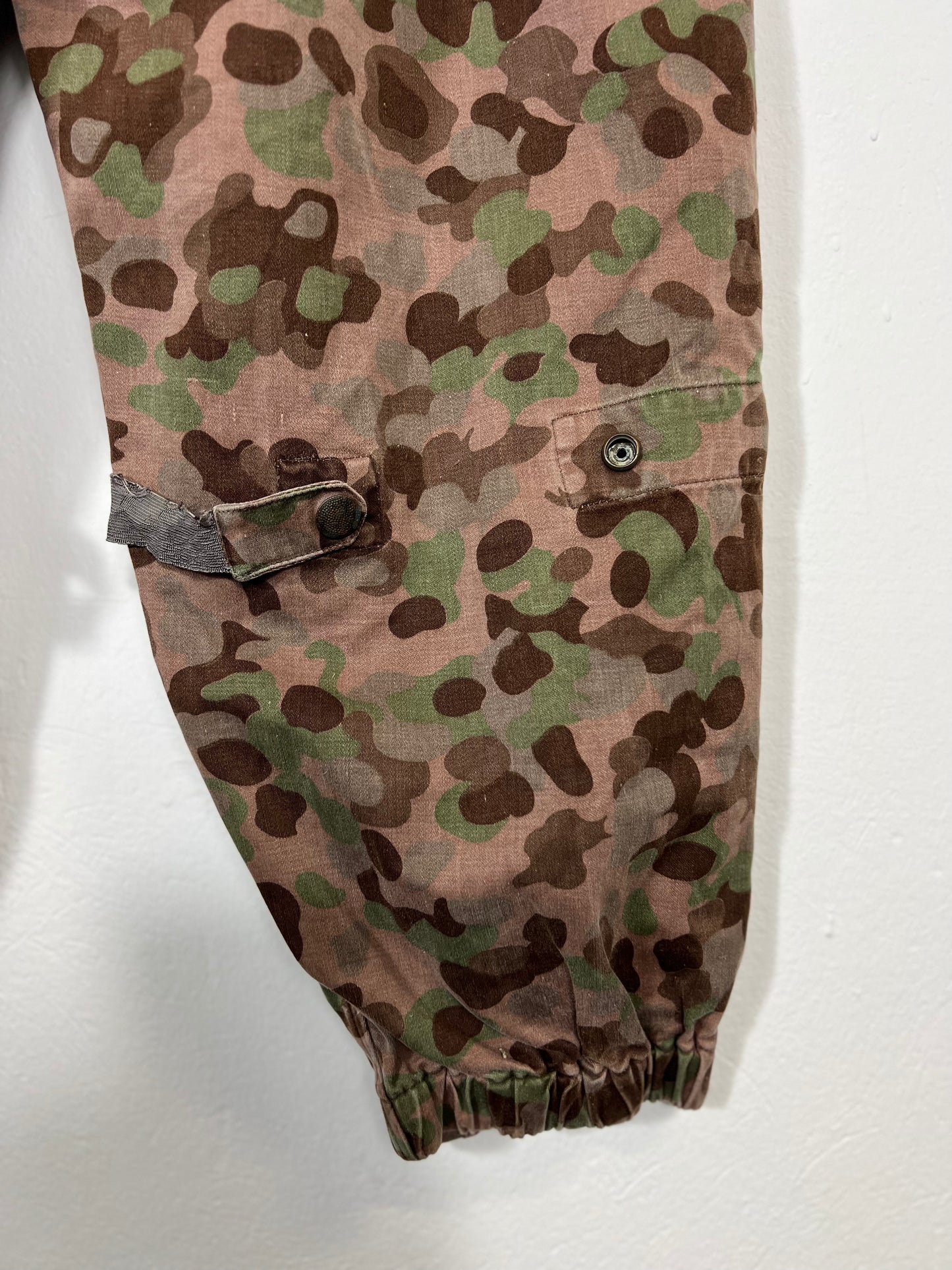 Pantalon cargo camouflage vintage « W33 »