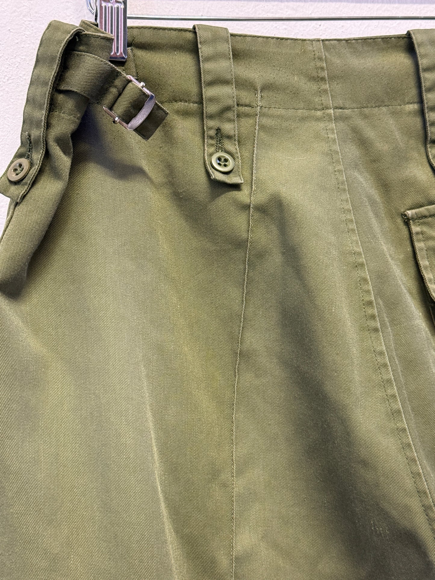 Vintage British Fatigue Army Pants “W34”