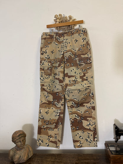 Desert Chocolate Cargo Pants “W33”