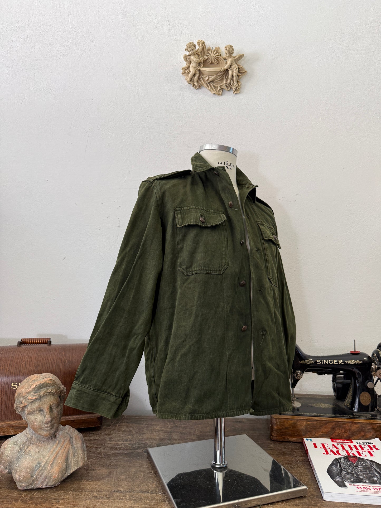 Vintage 80’s Faded Hungarian Army Shirt “M”