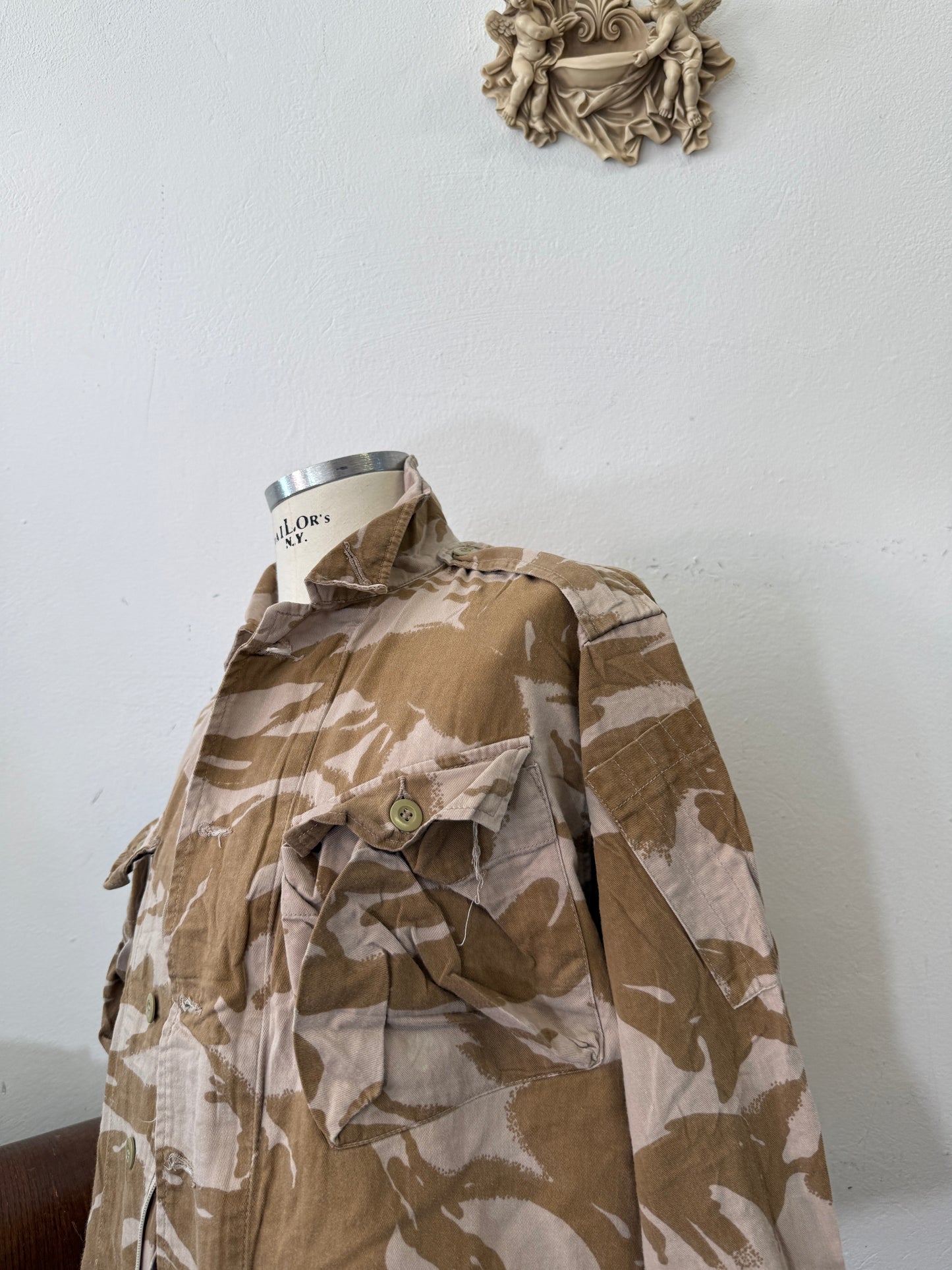 Vintage British Army Dpm Jacket “L”