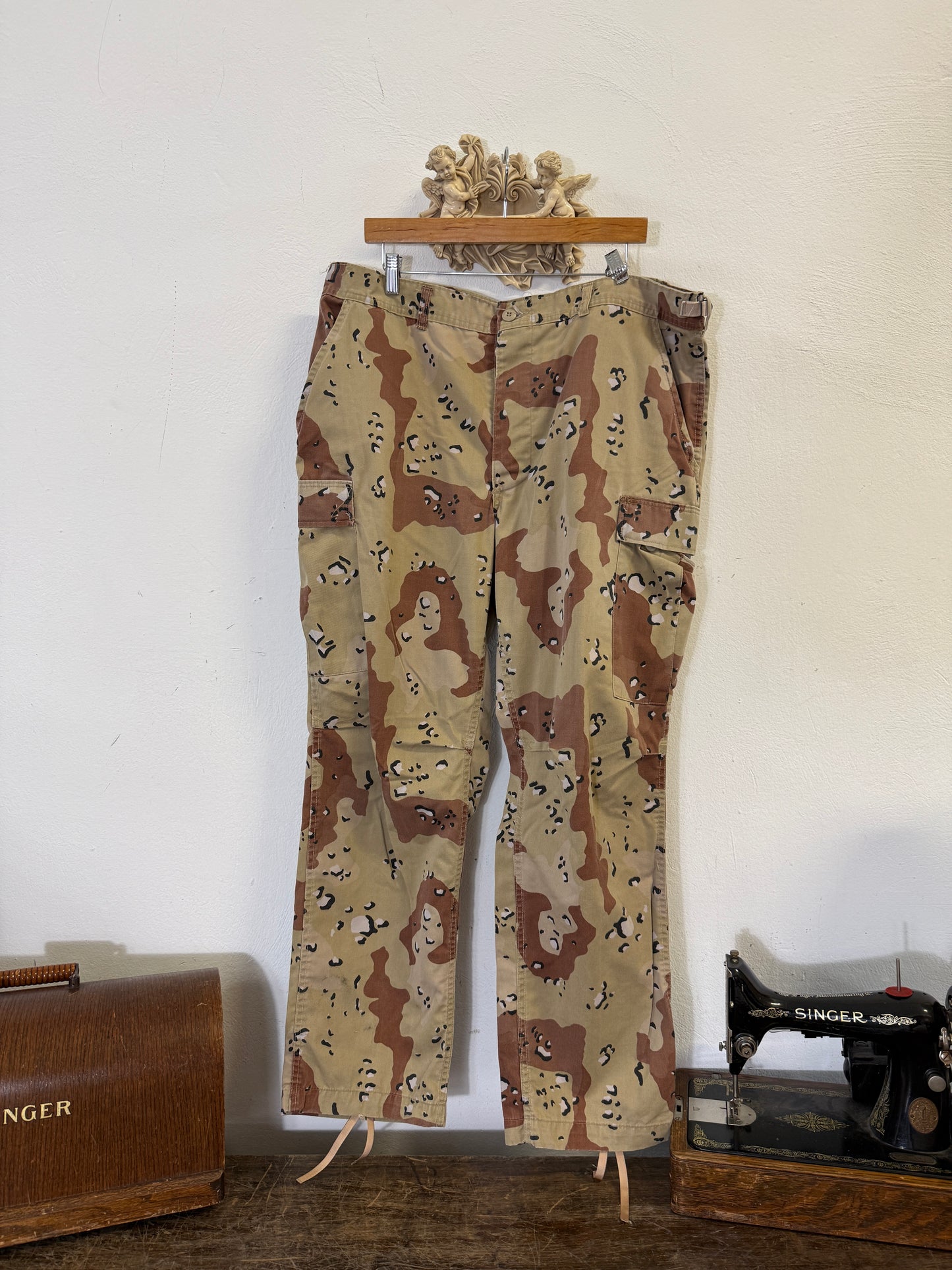 Vintage Desert Chocolate Cargo Pants Us Army “W40”