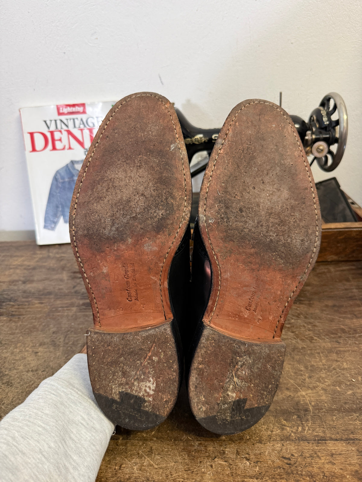 Used Church’s Men’s Black Leather Derby Shoes – Made in England – UK Size 10