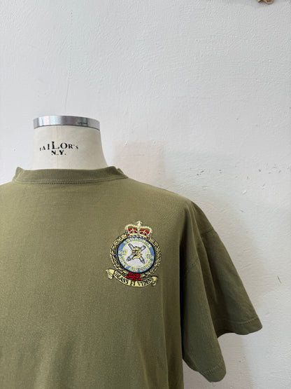 Vintage British Army Tee “M/L”