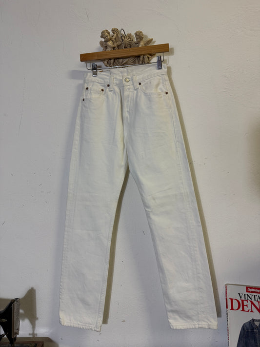 Vintage Levi’s 501 Made in Usa “W25   L30”