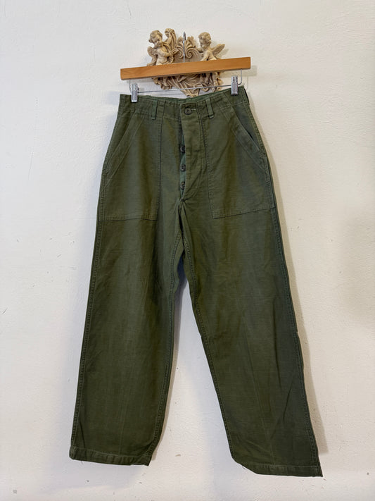 Vintage Fatigue Pants Us Army “W27”
